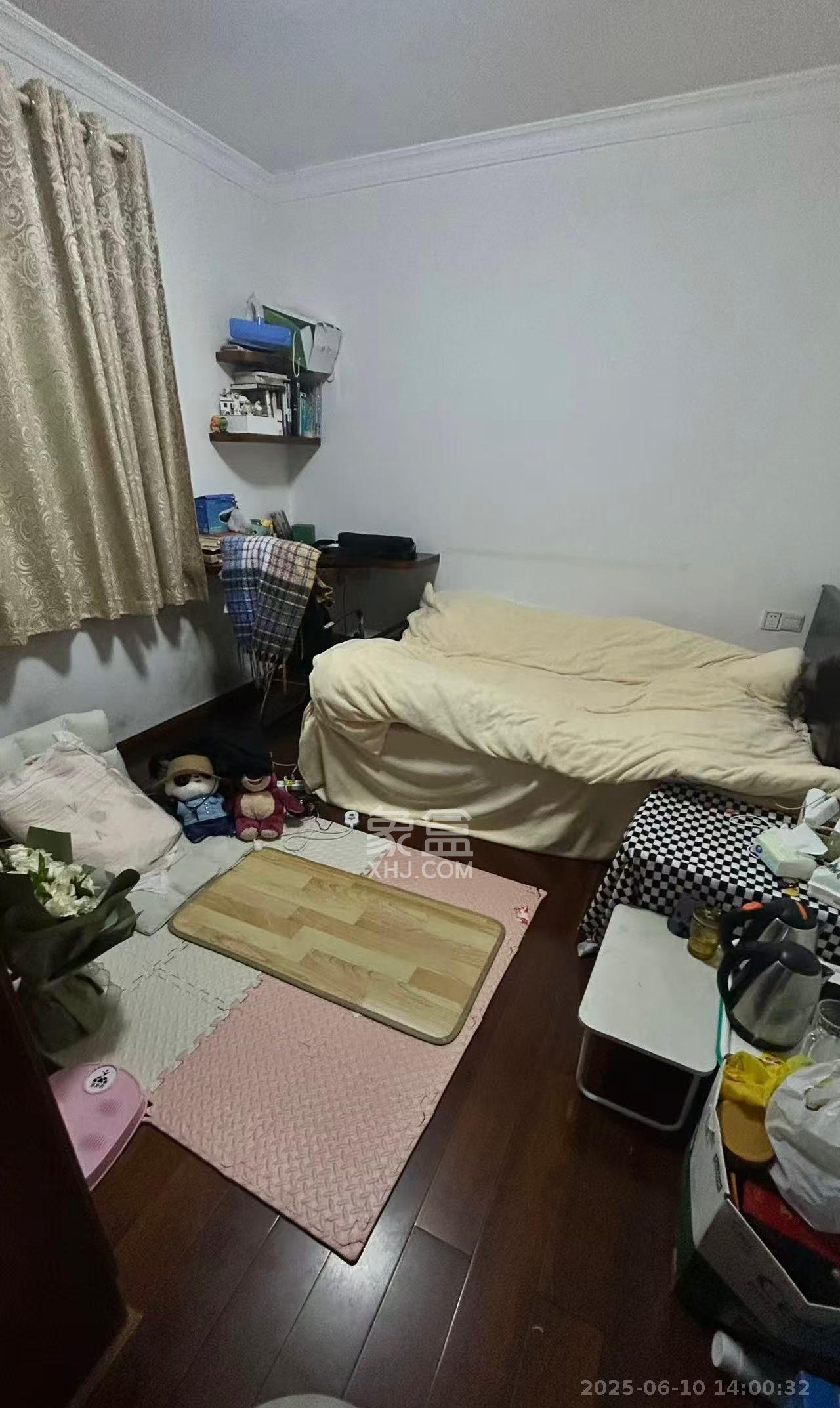 香雨一品  2室2厅2卫   1800.00元/月室内图1