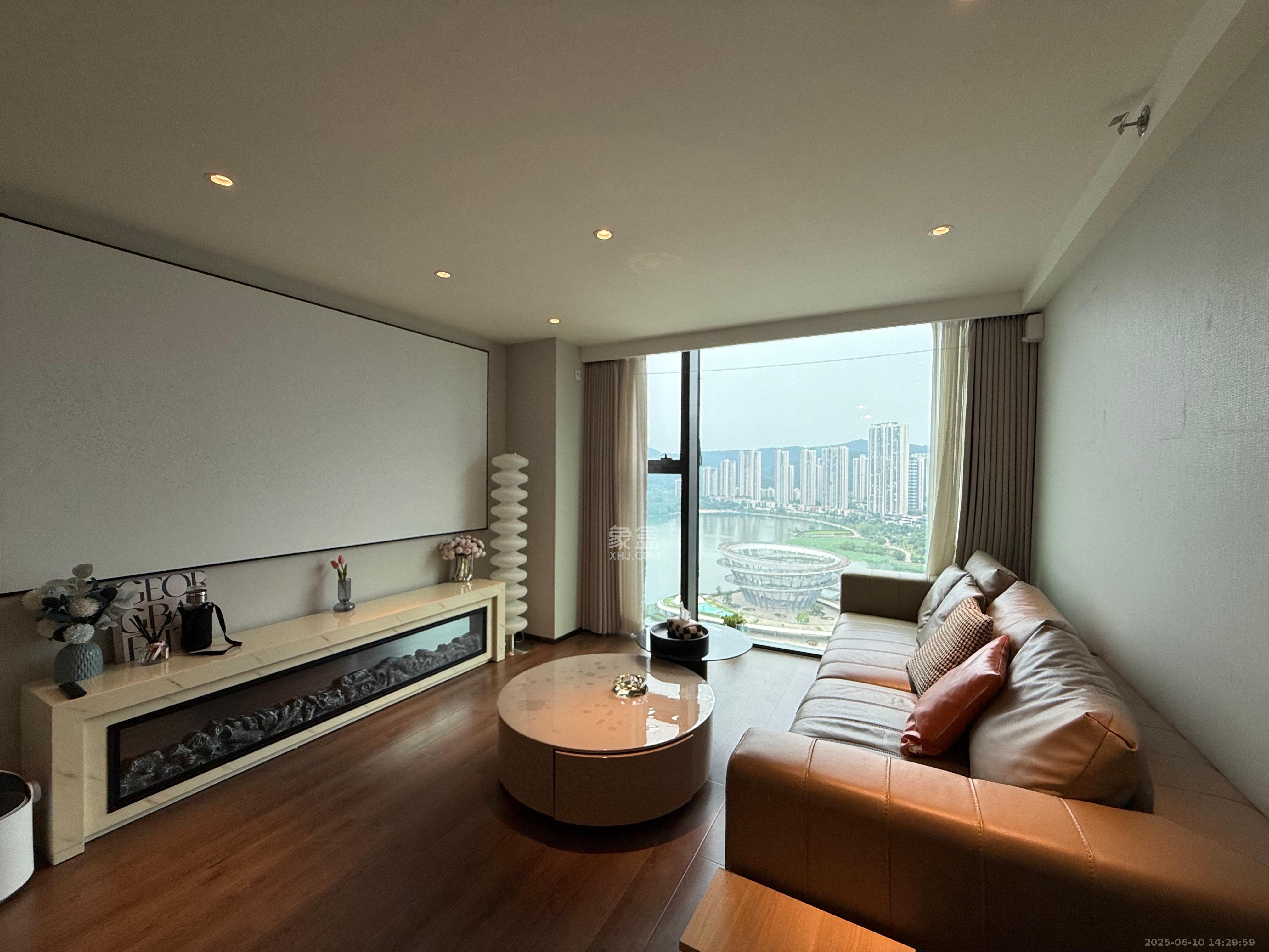 达美寰宇中心 2室1厅1卫 3400.0元/月 达美寰宇中心 2室1厅1卫 3400.0元/月室内图