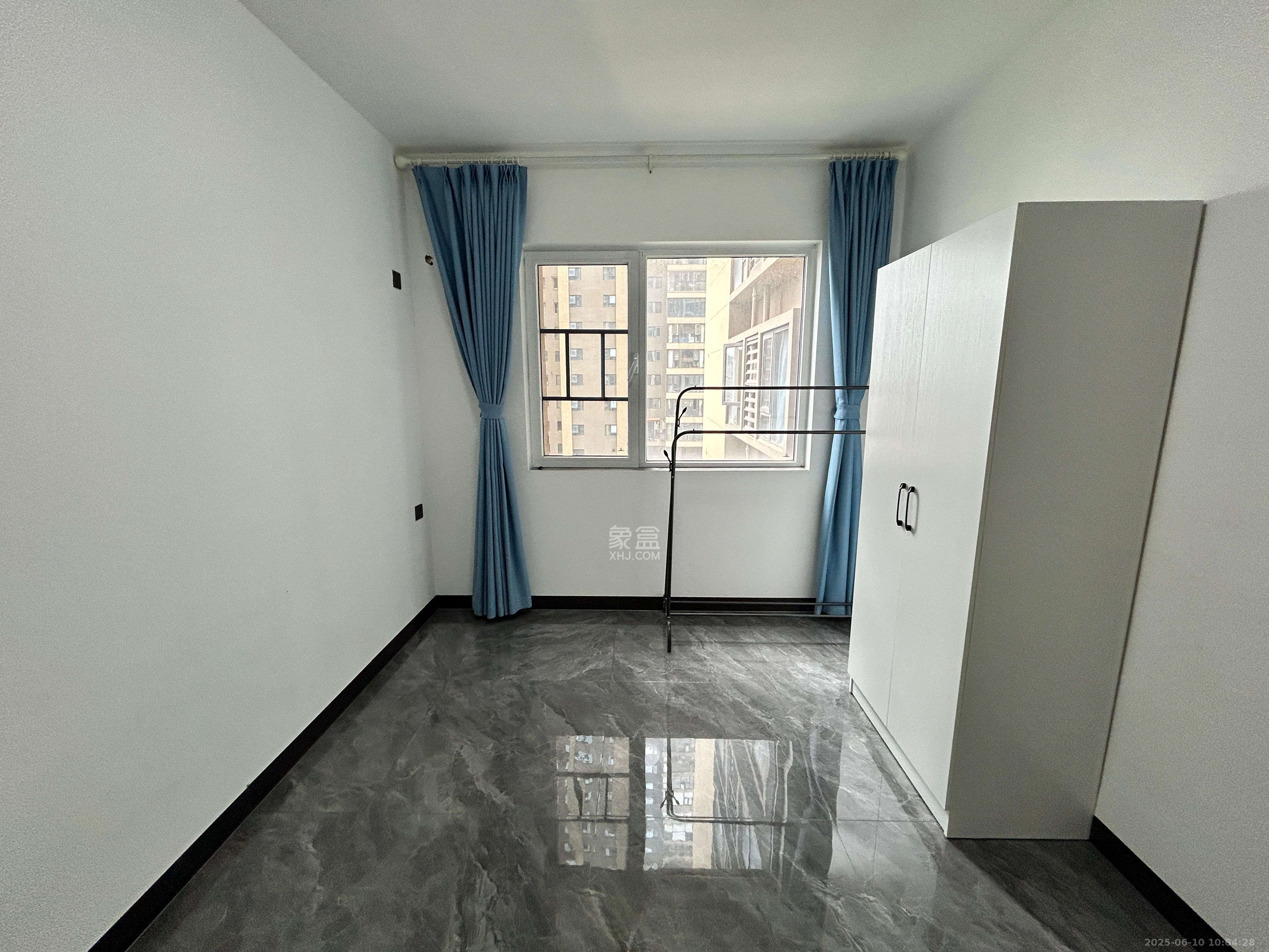 北辰三角洲C3区  5室2厅2卫    6800.0元/月室内图