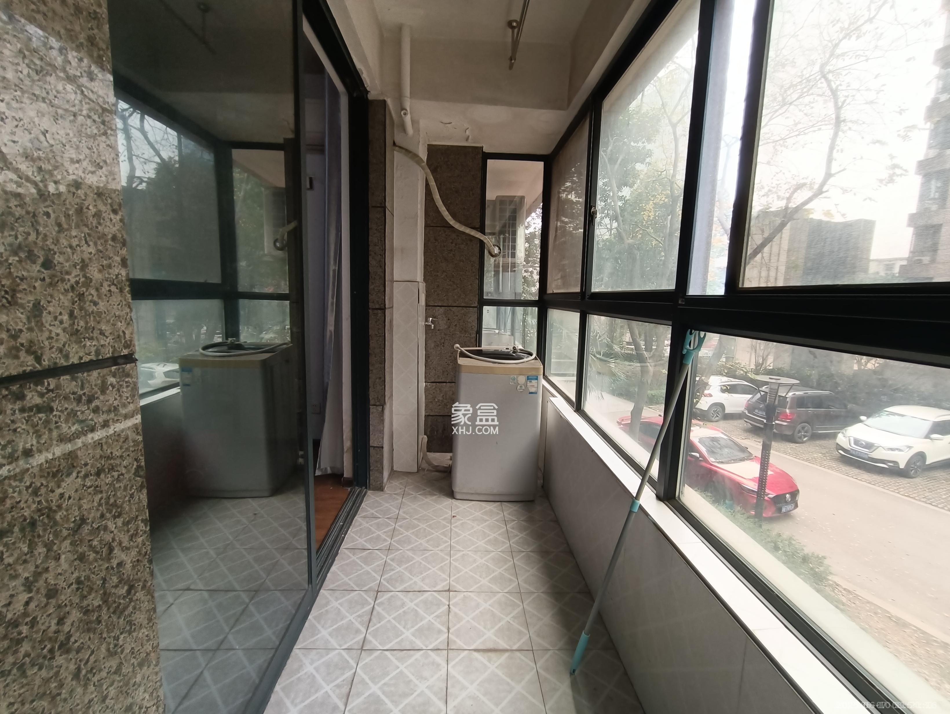 长房时代城 2室2厅1卫 2400.0元/月 长房时代城 2室2厅1卫 2400.0元/月室内图