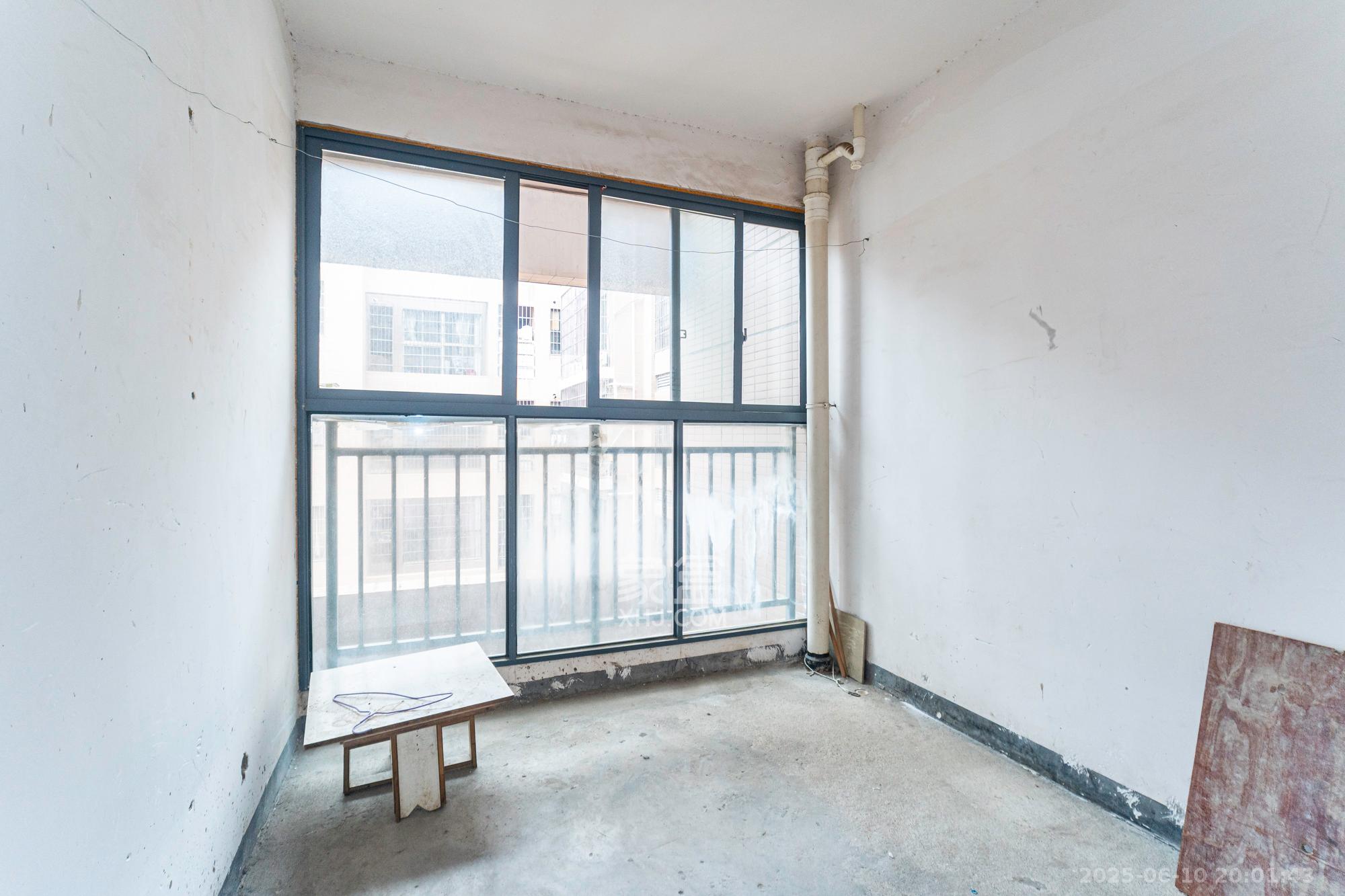 家和院 3室2厅1卫 56.0万 家和院 3室2厅1卫 56.0万其他