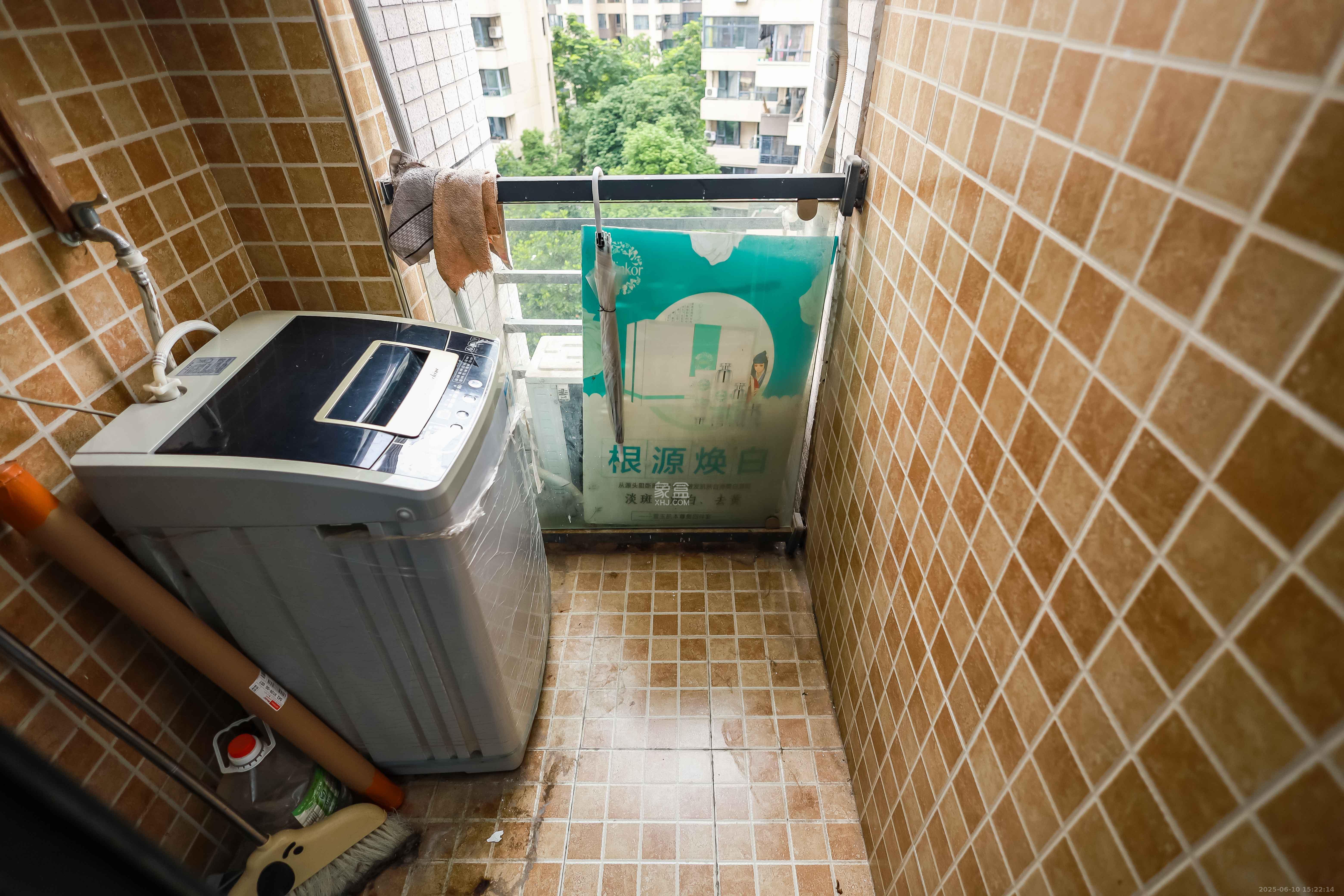长房时代城  1室0厅1卫   26.50万阳台