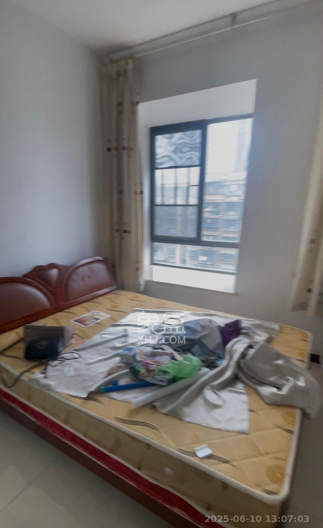 茶山馨苑  2室1厅1卫   2400.00元/月室内图