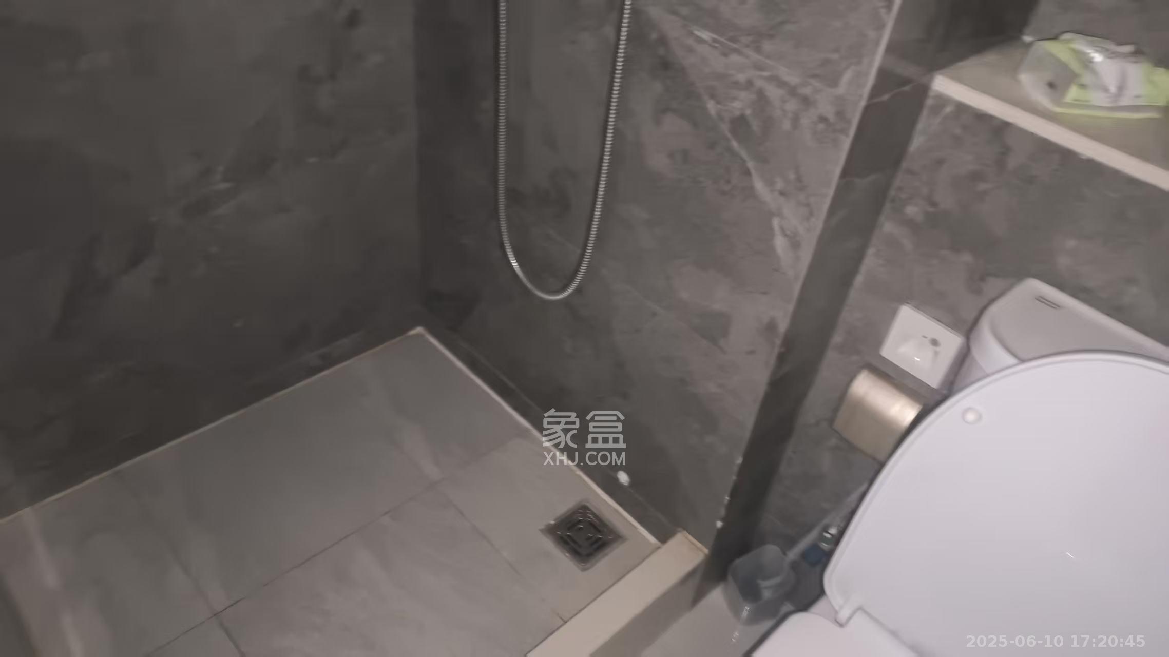 华远华时代  2室1厅1卫   2800.00元/月室内图