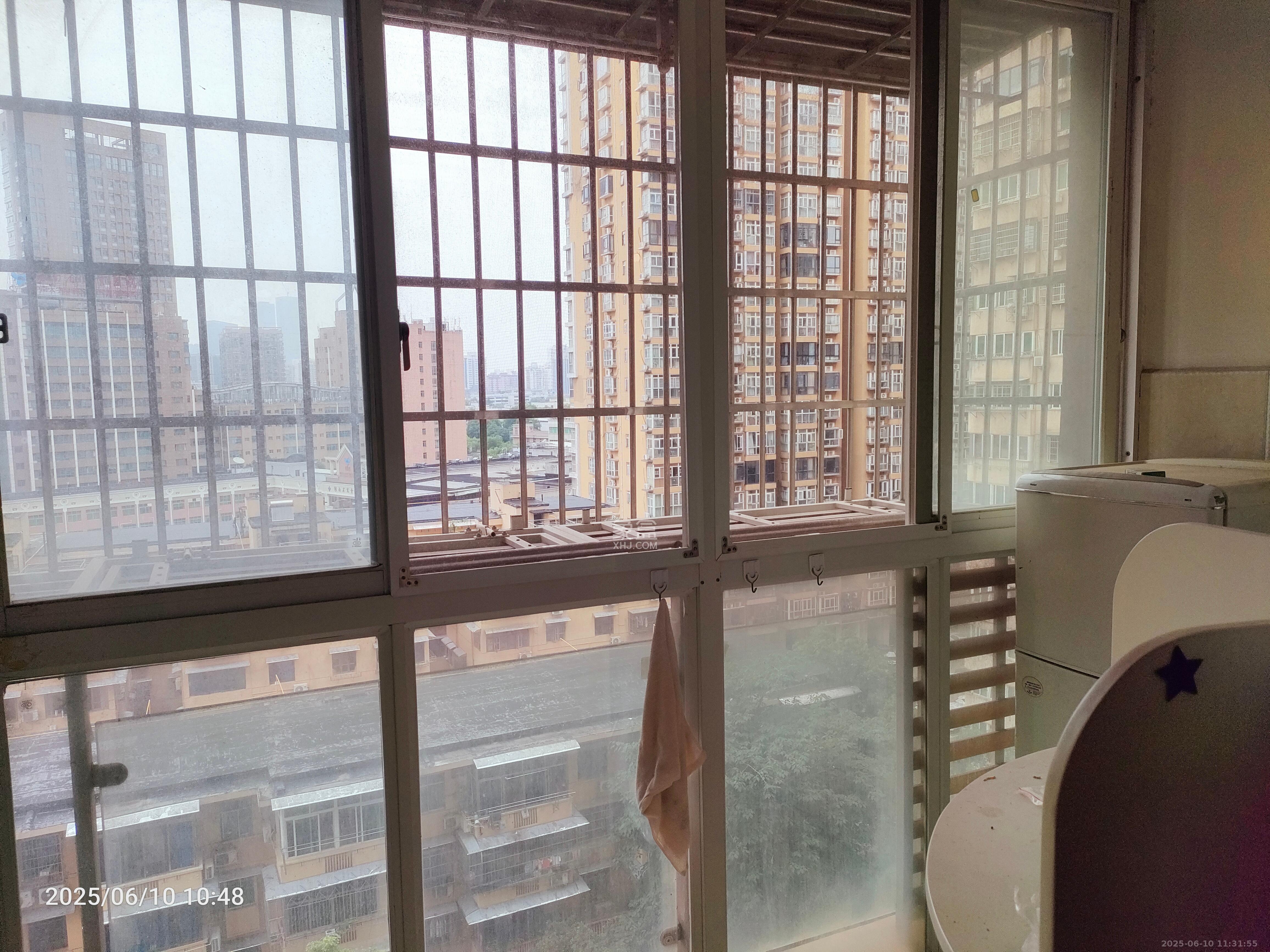 银轩铭誉(四海怡家)  1室1厅1卫    1800.0元/月 银轩铭誉(四海怡家)  1室1厅1卫    1800.0元/月室内图