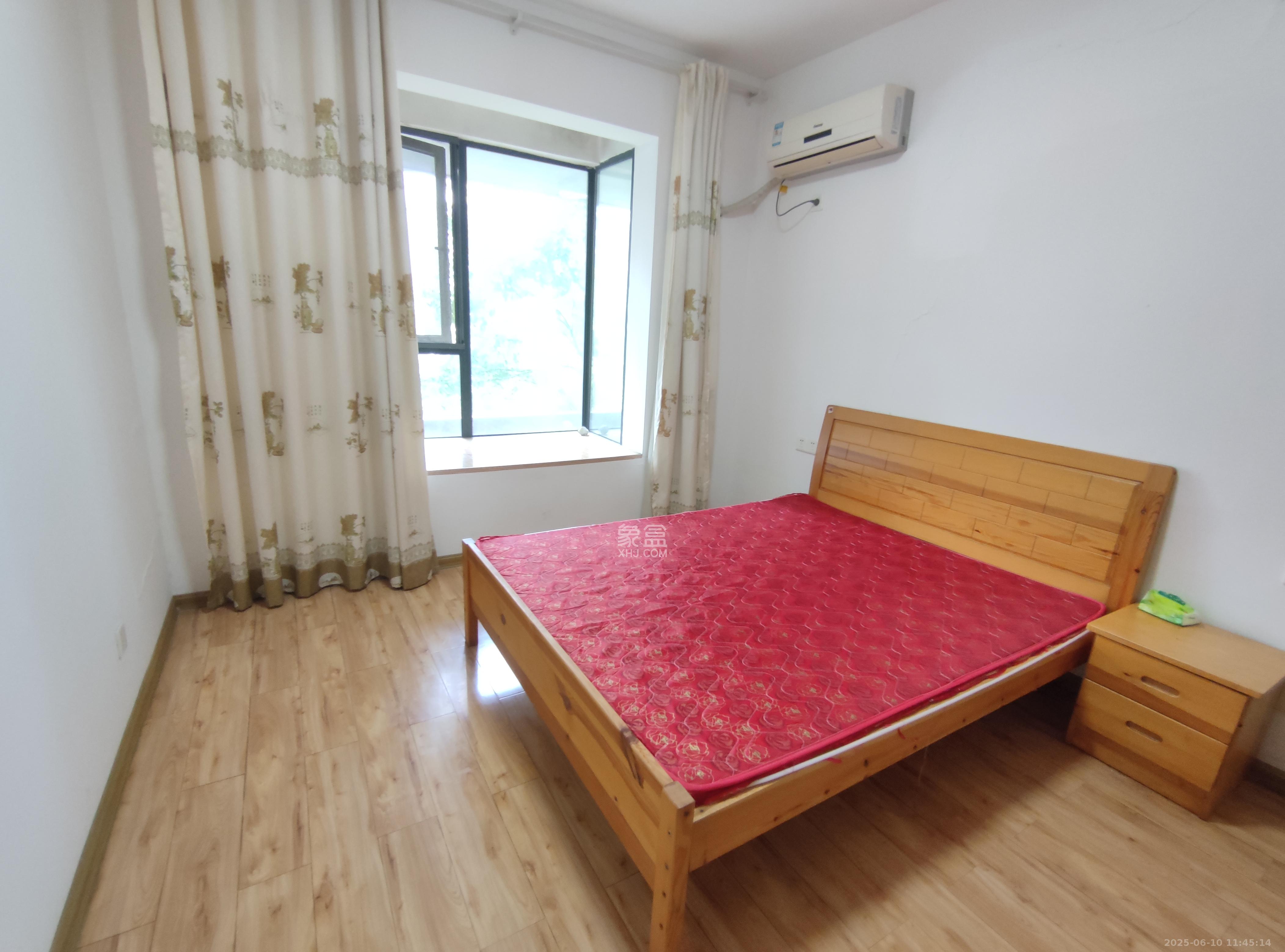 长房时代城 2室2厅1卫 2500.0元/月 长房时代城 2室2厅1卫 2500.0元/月室内图