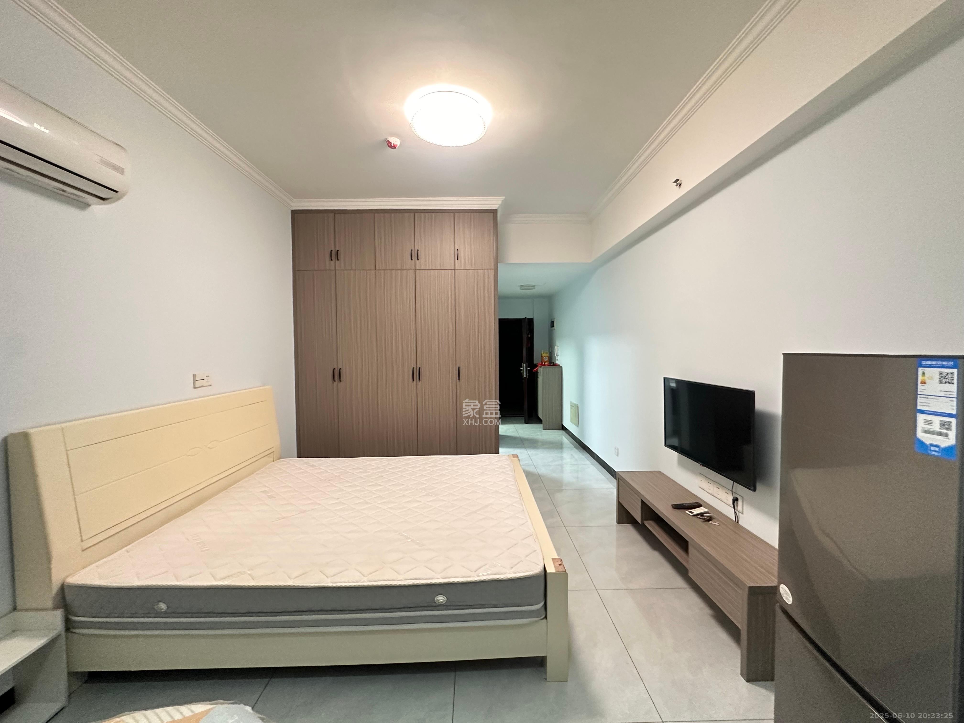 嘉雨兴园 1室1厅1卫 1700.0元/月 嘉雨兴园 1室1厅1卫 1700.0元/月室内图