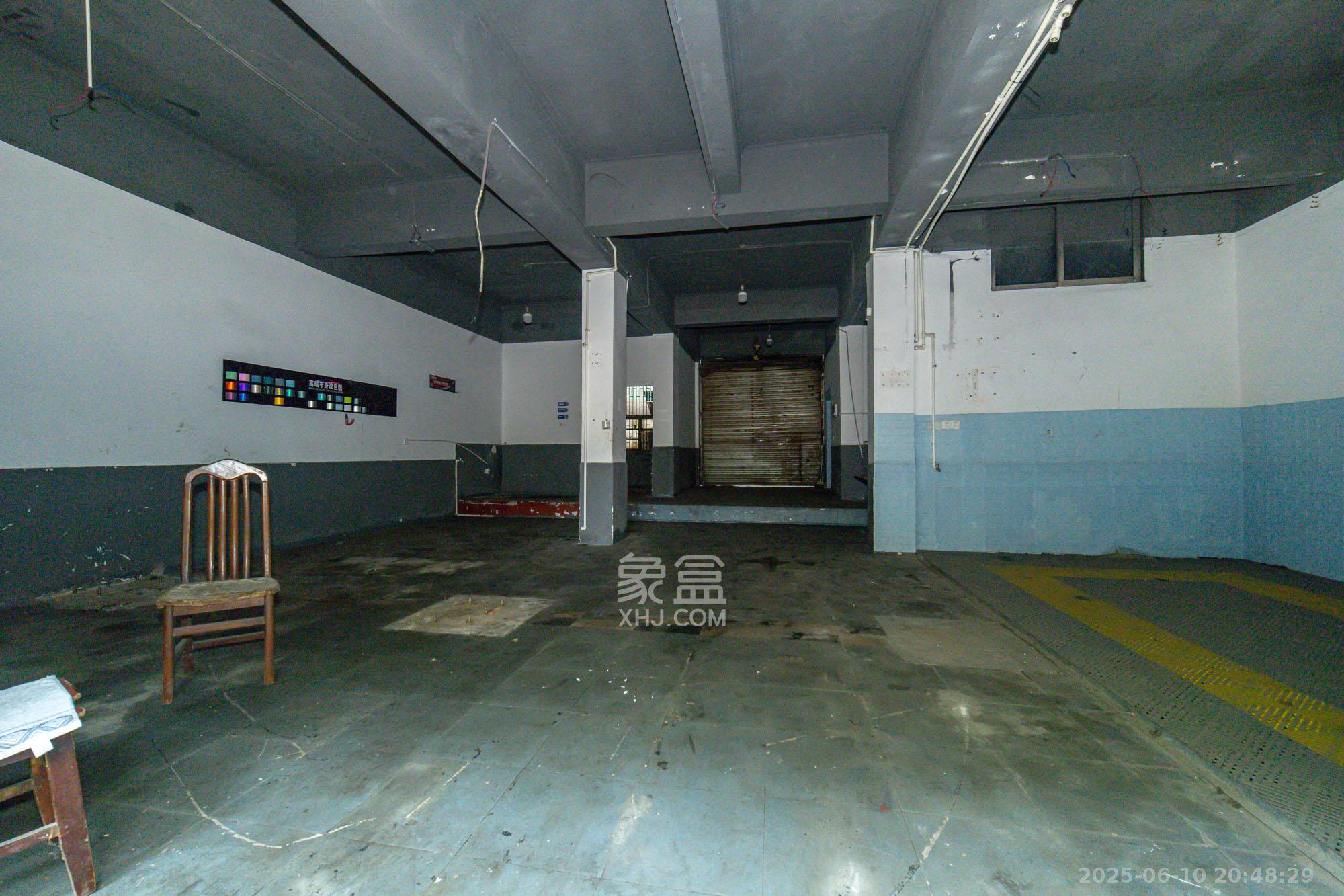 星沙二区  1室1厅1卫    460.0万 星沙二区  1室1厅1卫    460.0万客厅