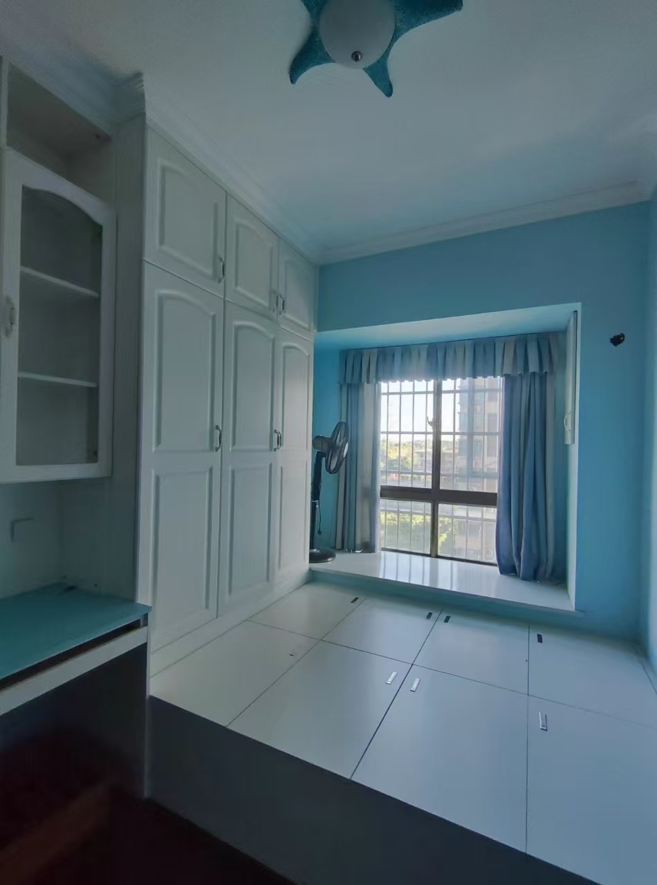 碧桂园 3室2厅2卫 2500.0元/月 碧桂园 3室2厅2卫 2500.0元/月室内图