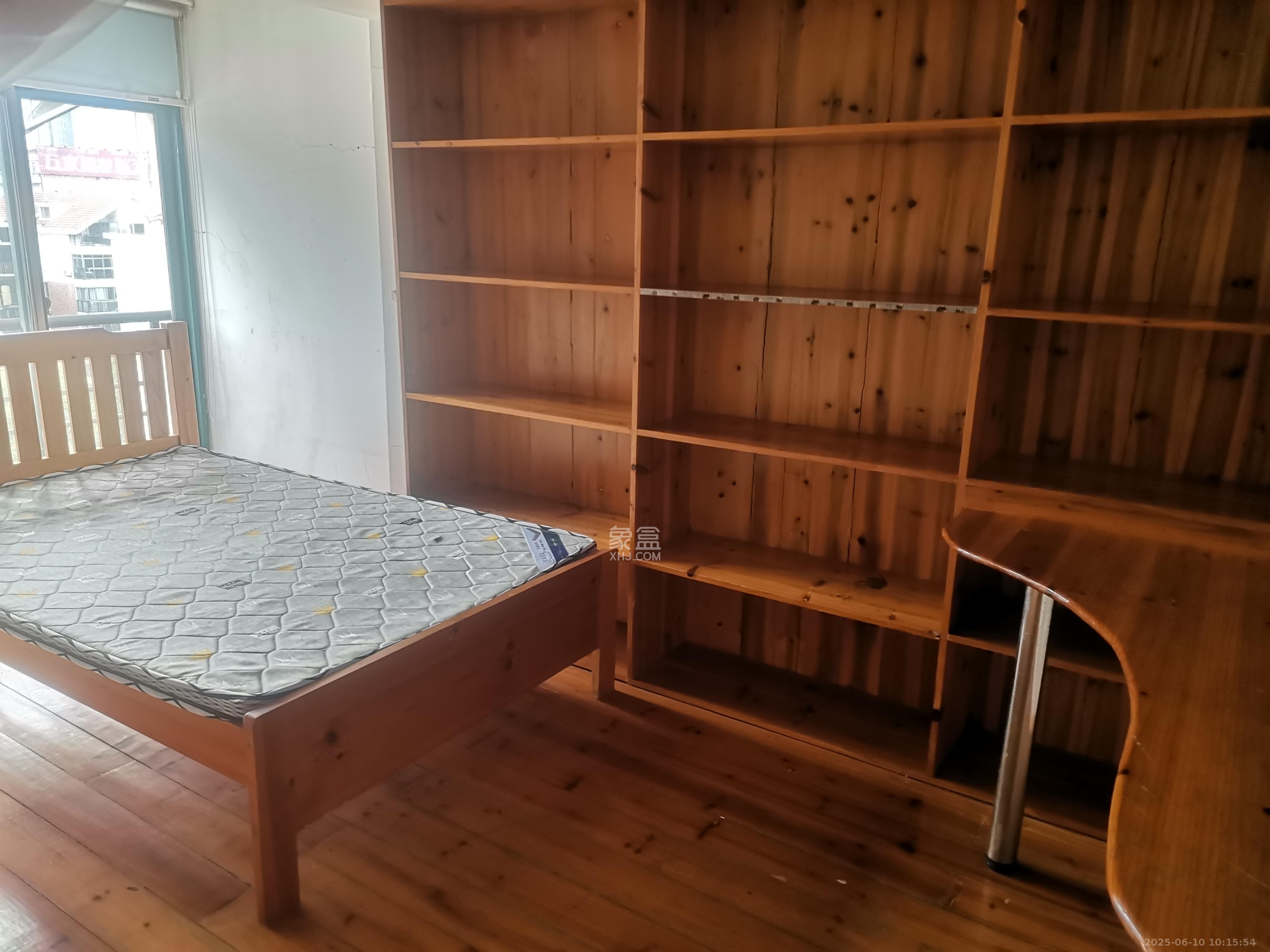 东方新城 5室2厅4卫 3200.0元/月 东方新城 5室2厅4卫 3200.0元/月室内图