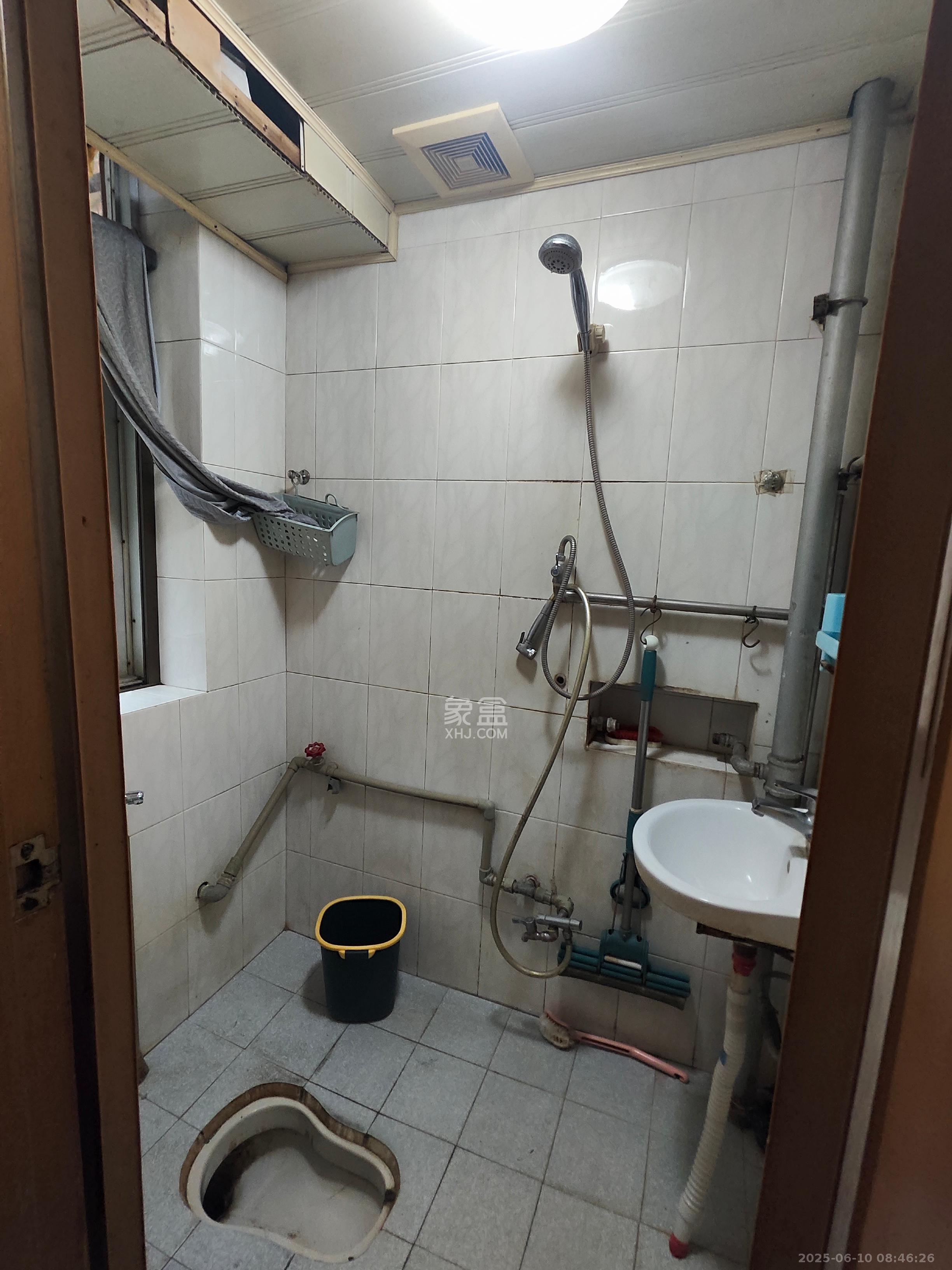 湘绣研究所南院  2室1厅1卫    1800.0元/月 湘绣研究所南院  2室1厅1卫    1800.0元/月室内图