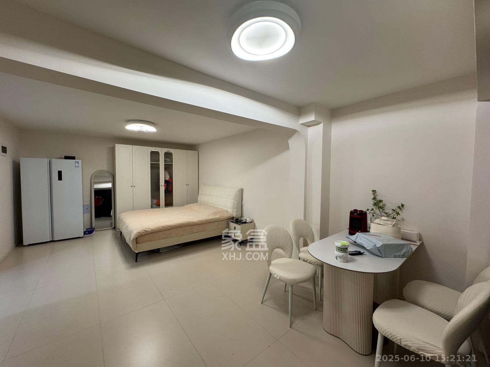 五矿尊城 1室1厅1卫 1100.0元/月 五矿尊城 1室1厅1卫 1100.0元/月室内图