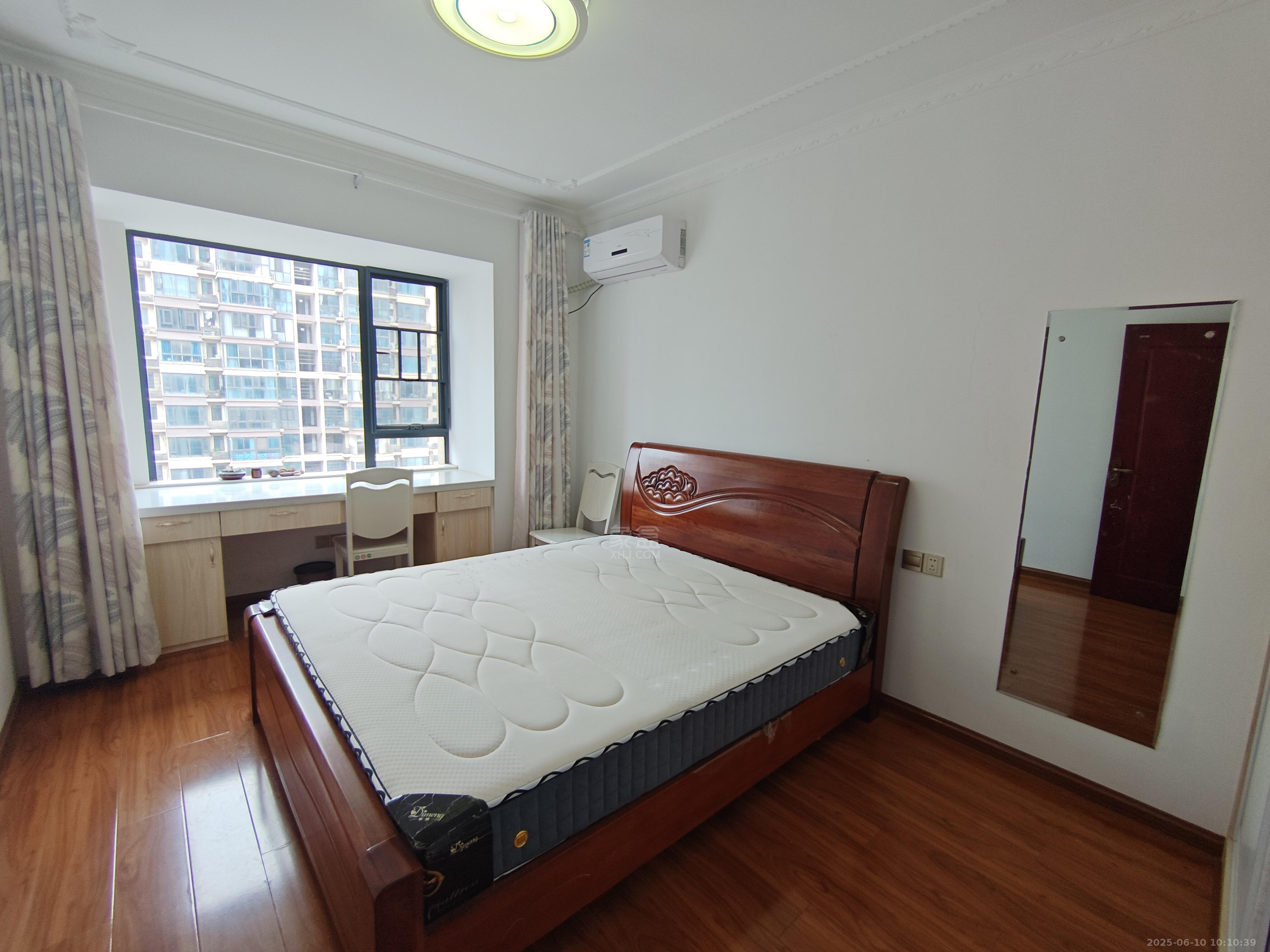 春藤小镇 2室2厅1卫 1500.0元/月 春藤小镇 2室2厅1卫 1500.0元/月室内图