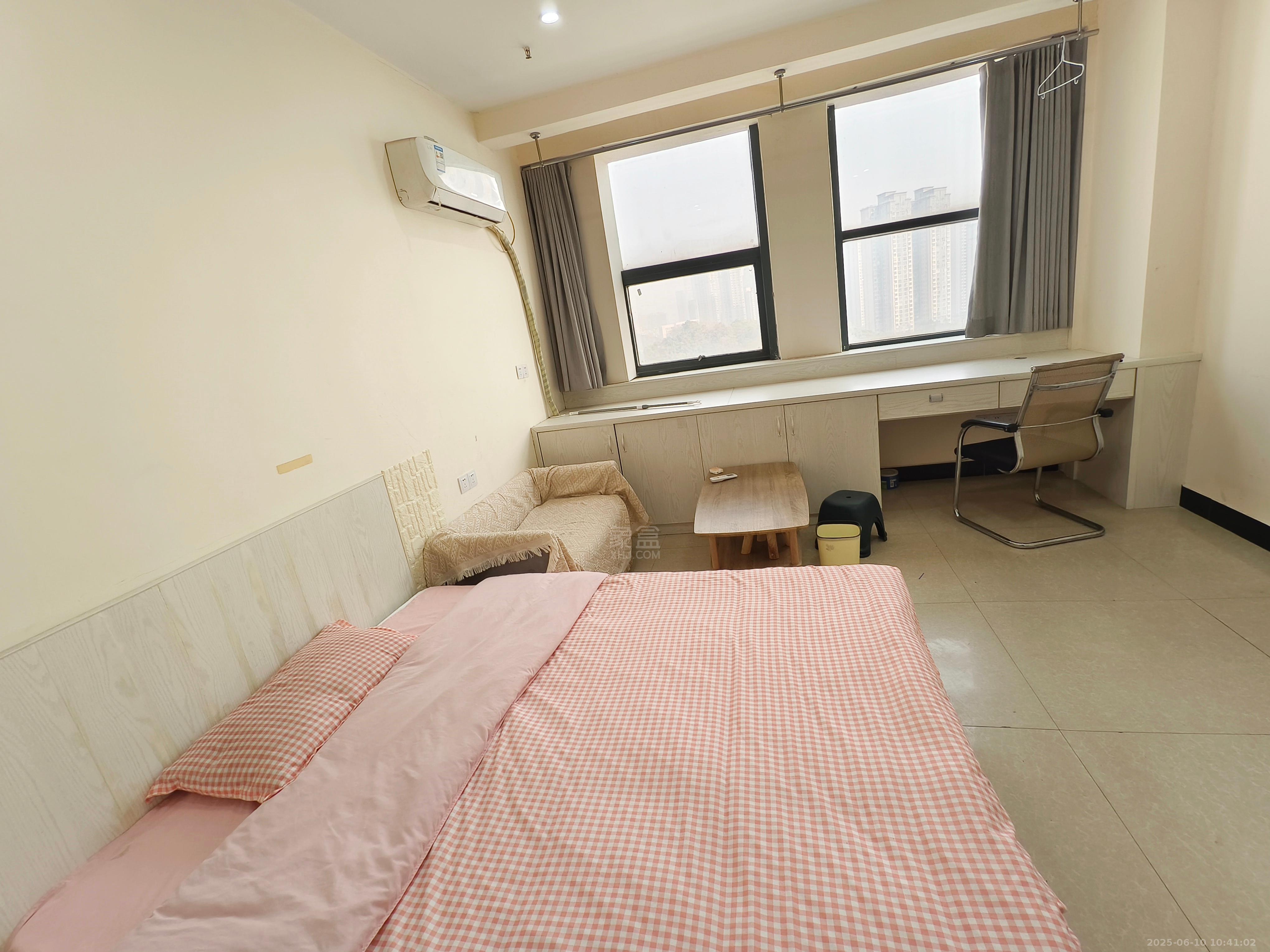 金质颐园 1室1厅1卫 1000.0元/月 金质颐园 1室1厅1卫 1000.0元/月室内图