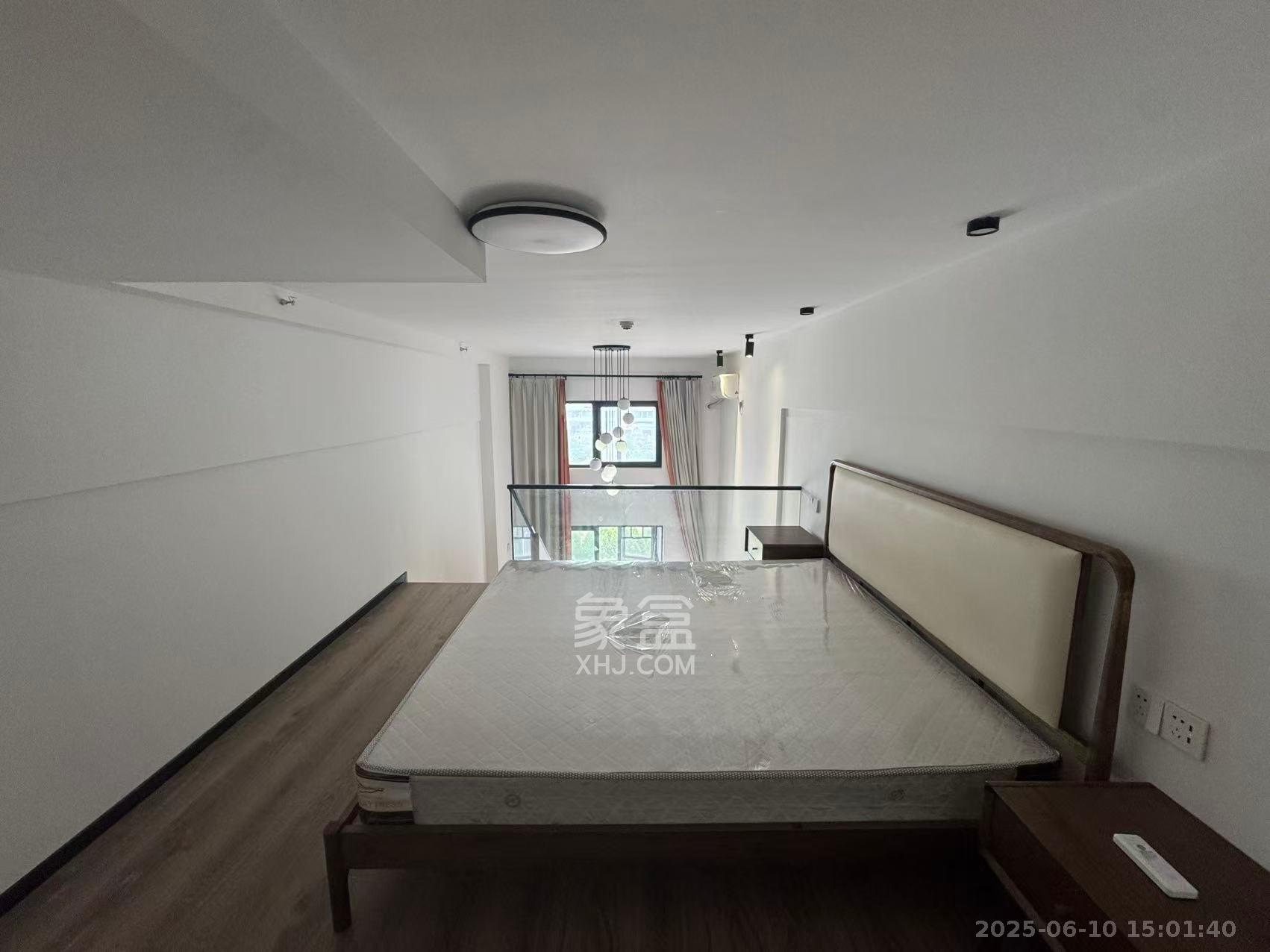 万科金色麦田 2室2厅1卫 1800.0元/月 万科金色麦田 2室2厅1卫 1800.0元/月室内图