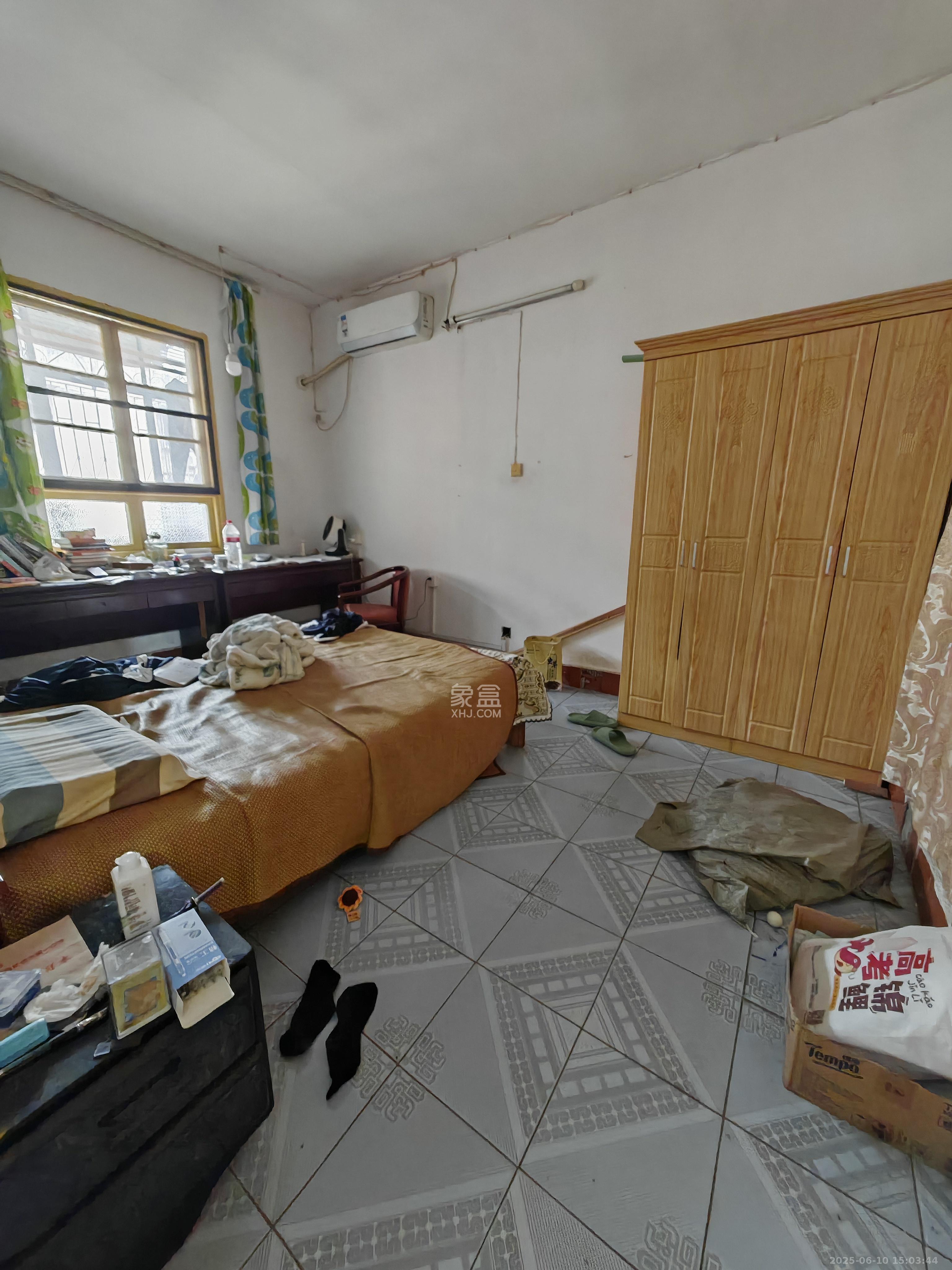 芙蓉路社区中山宿舍 2室1厅1卫 1600.0元/月 芙蓉路社区中山宿舍 2室1厅1卫 1600.0元/月室内图