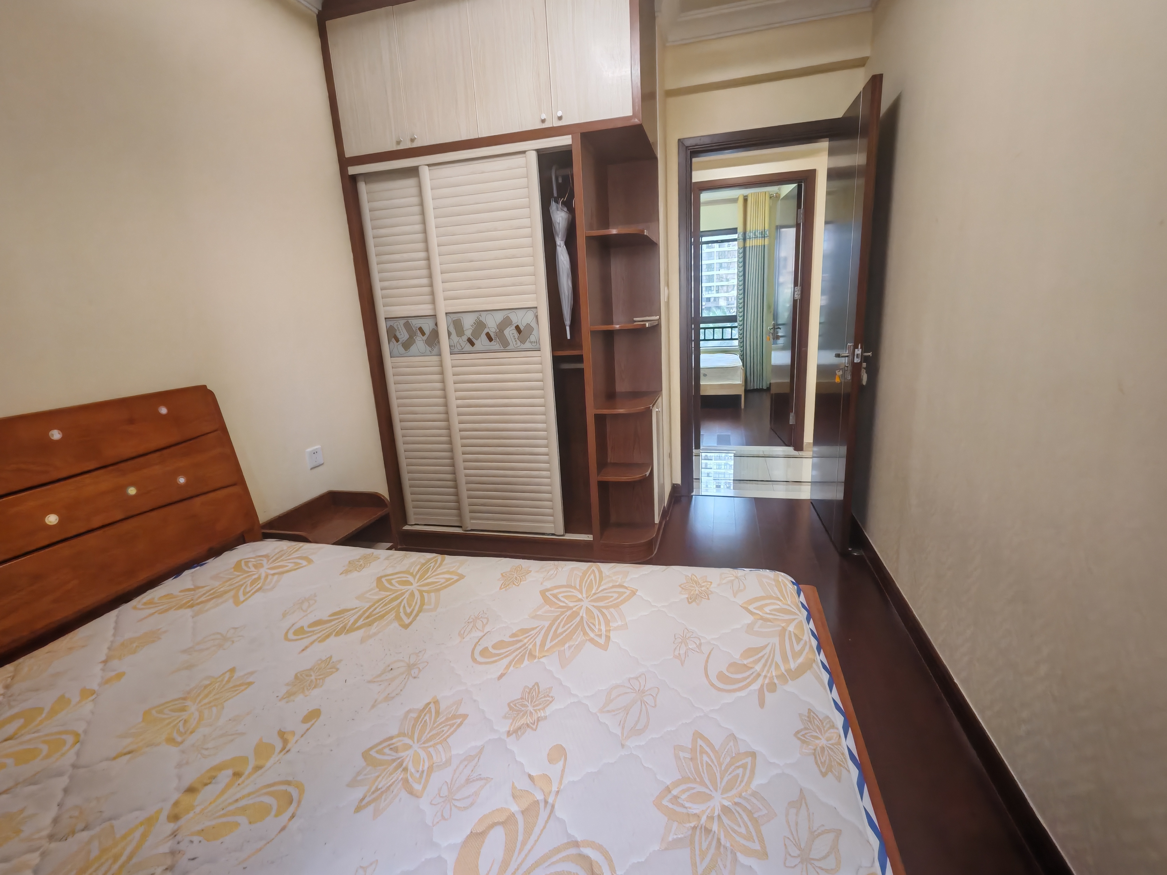 中海锦城  4室2厅2卫   4300.00元/月户型图