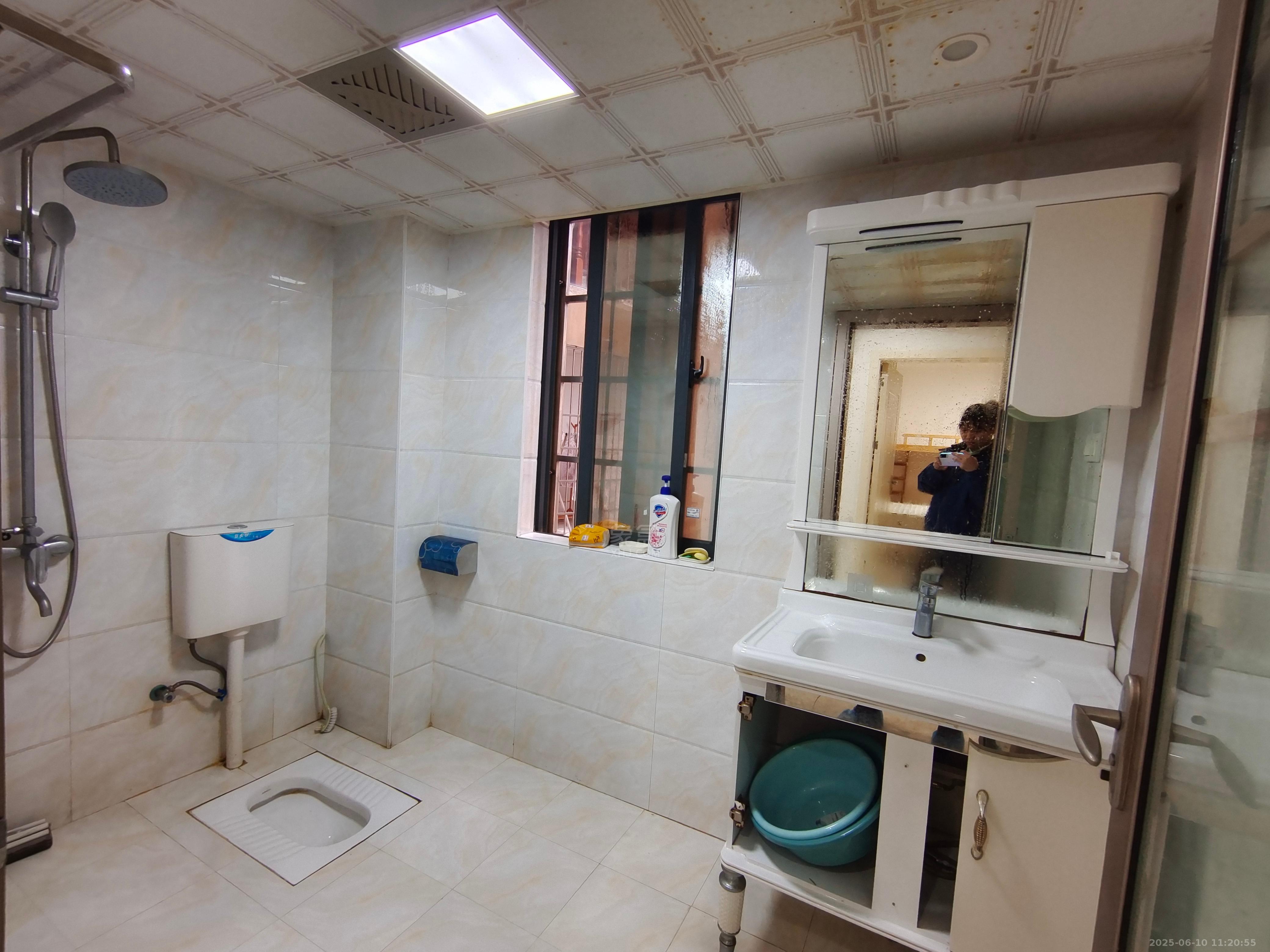 大江观邸-富基花园 3室2厅2卫 1900.0元/月 大江观邸-富基花园 3室2厅2卫 1900.0元/月室内图