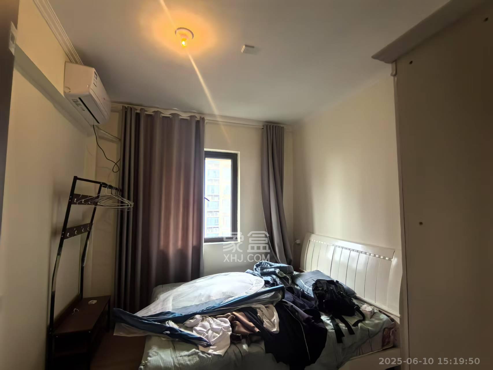 碧桂园公园壹号(凯怡茗苑)  3室2厅1卫    1500.0元/月 碧桂园公园壹号(凯怡茗苑)  3室2厅1卫    1500.0元/月