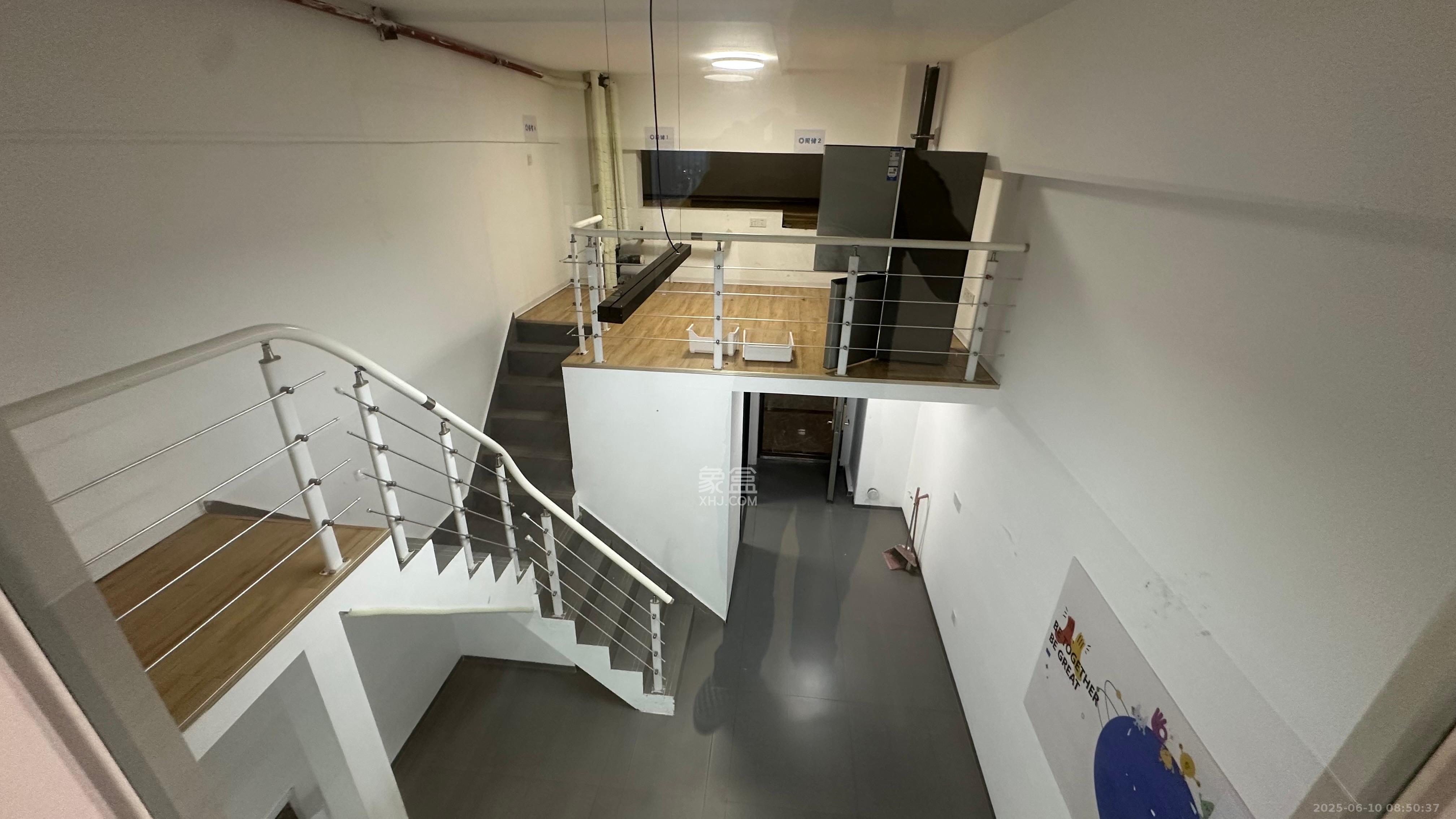 梅溪湖金茂湾  1室0厅0卫    2600.0元/月 梅溪湖金茂湾  1室0厅0卫    2600.0元/月室内图