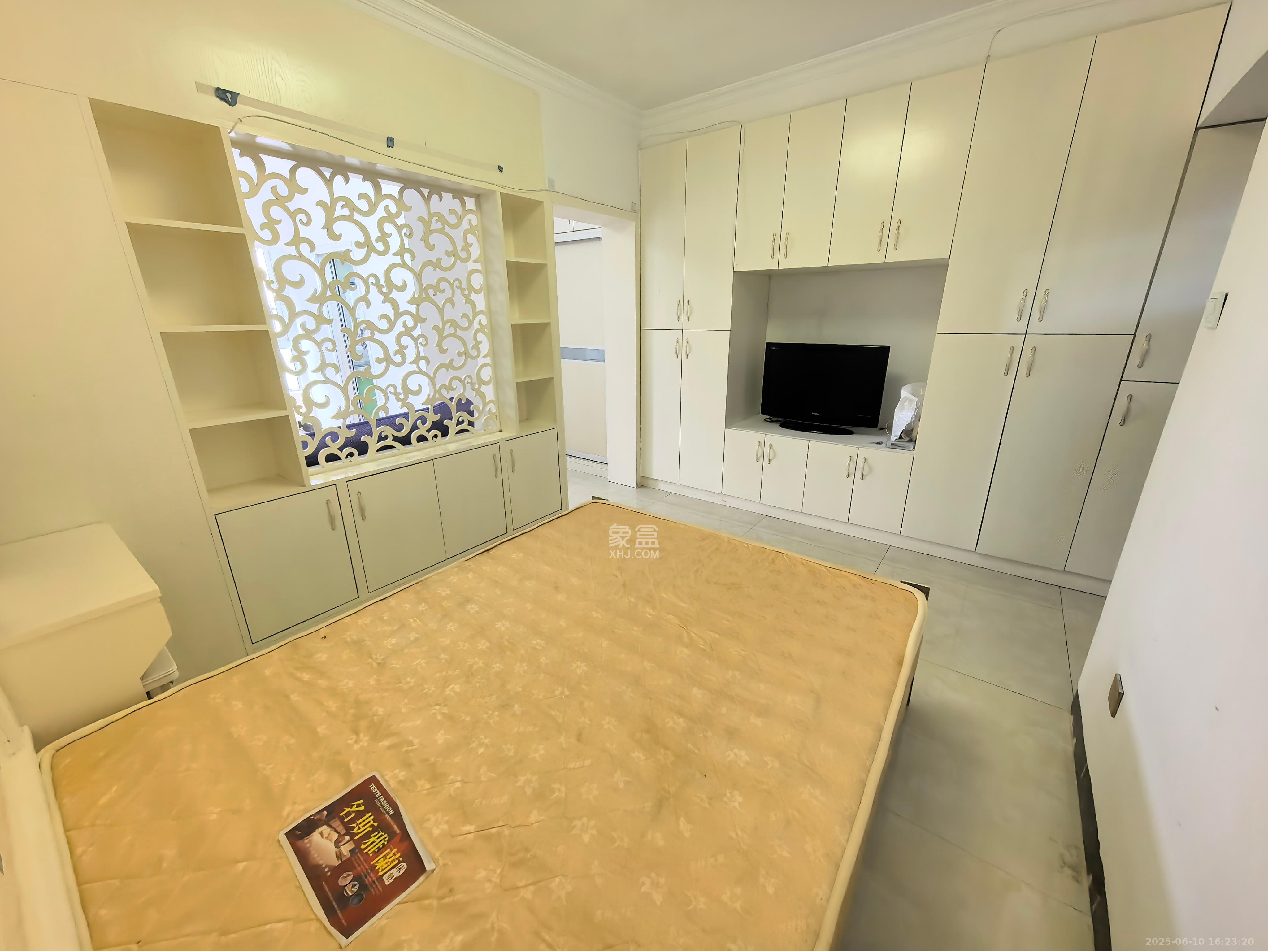 先锋东外滩  1室1厅1卫    1600.0元/月 先锋东外滩  1室1厅1卫    1600.0元/月室内图