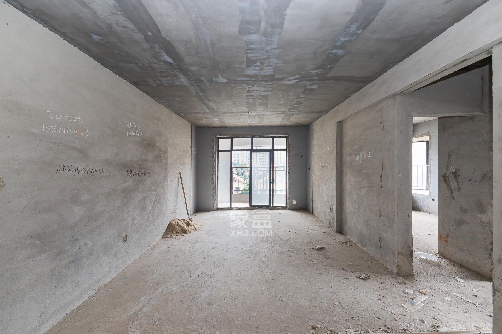 润和之悦(金泽园) 3室2厅1卫 62.0万 润和之悦(金泽园) 3室2厅1卫 62.0万客厅