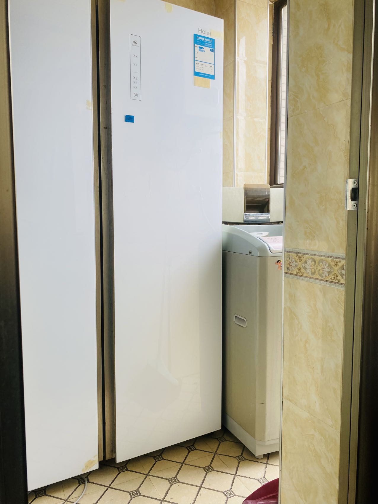 古城春天  3室2厅2卫   1600.00元/月室内图