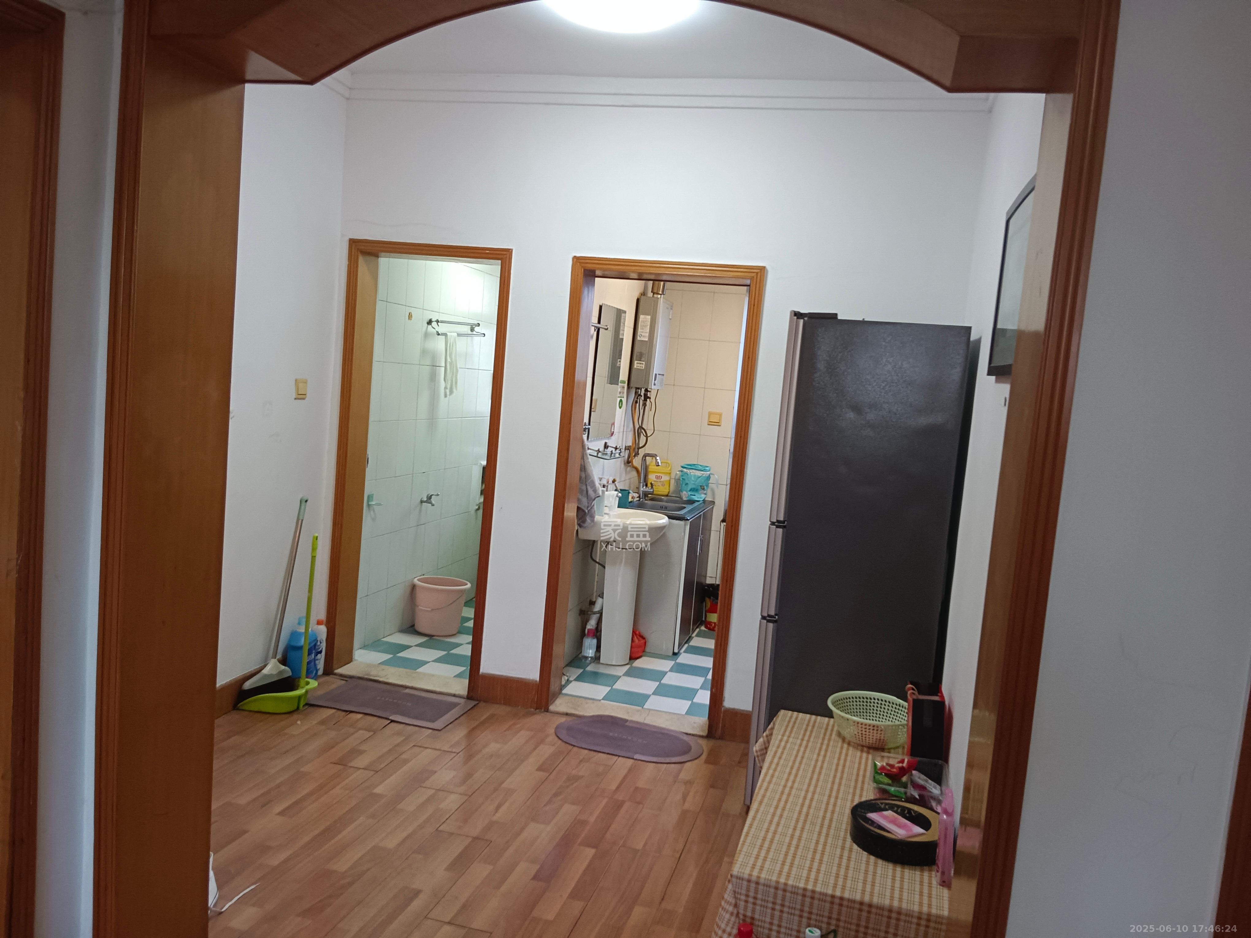 红旗社区  2室2厅1卫   1650.00元/月室内图
