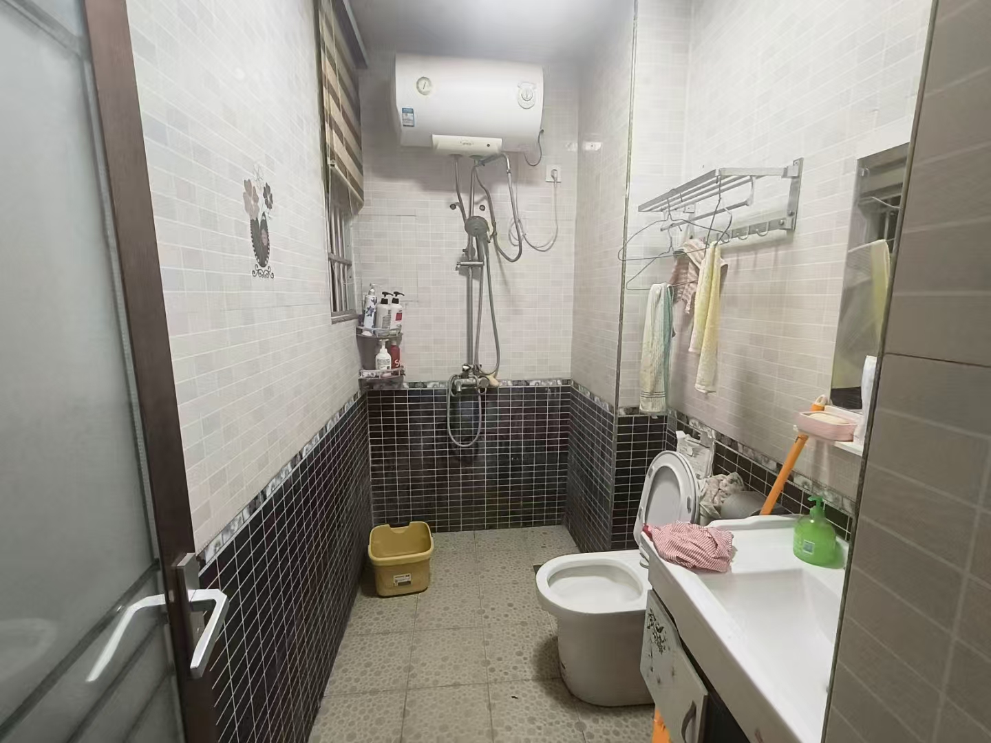 水晶城 2室2厅1卫 110.0万 水晶城 2室2厅1卫 110.0万室内图