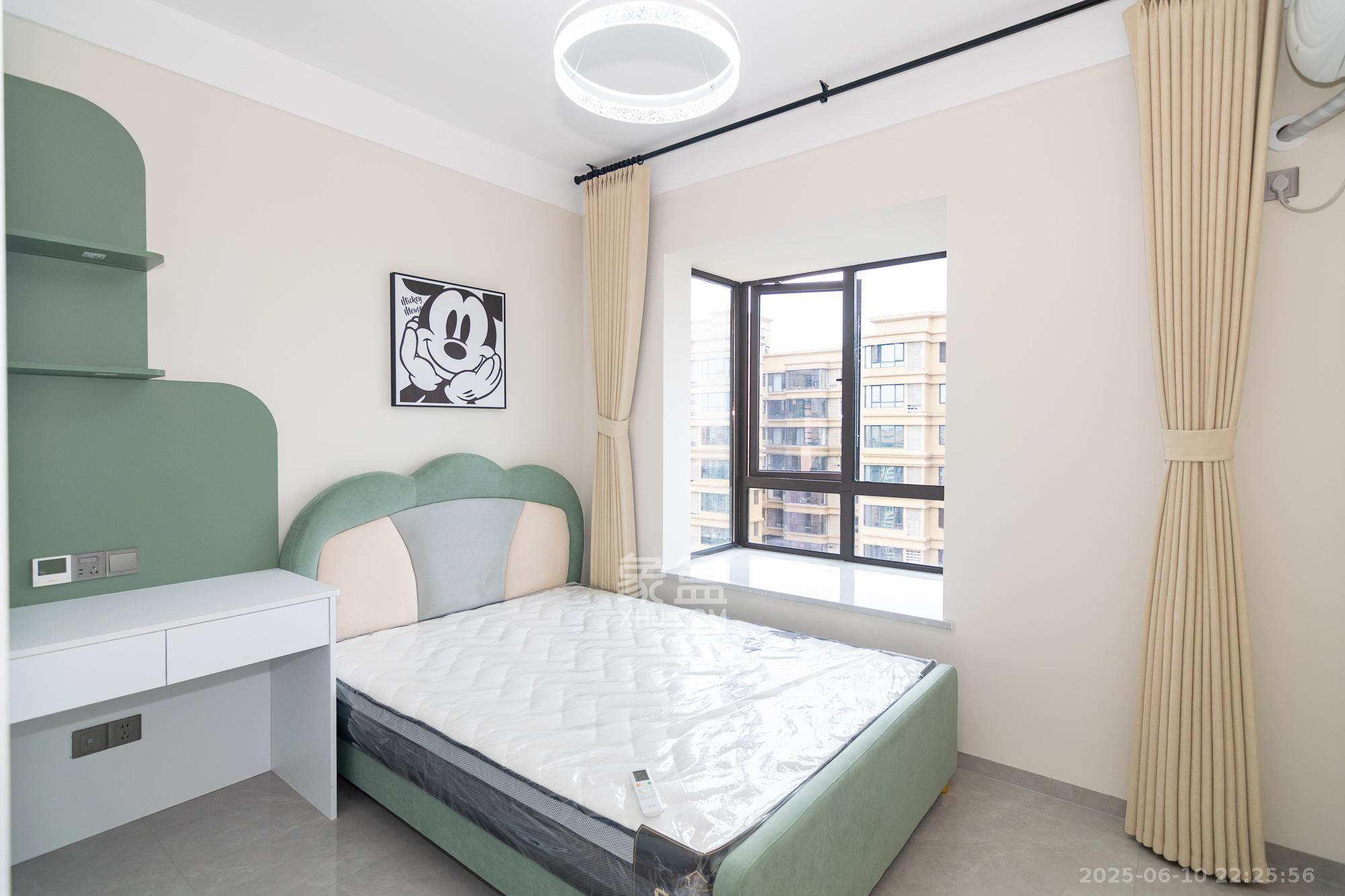 三润城(三润星城) 4室2厅2卫 122.8万 三润城(三润星城) 4室2厅2卫 122.8万卧室