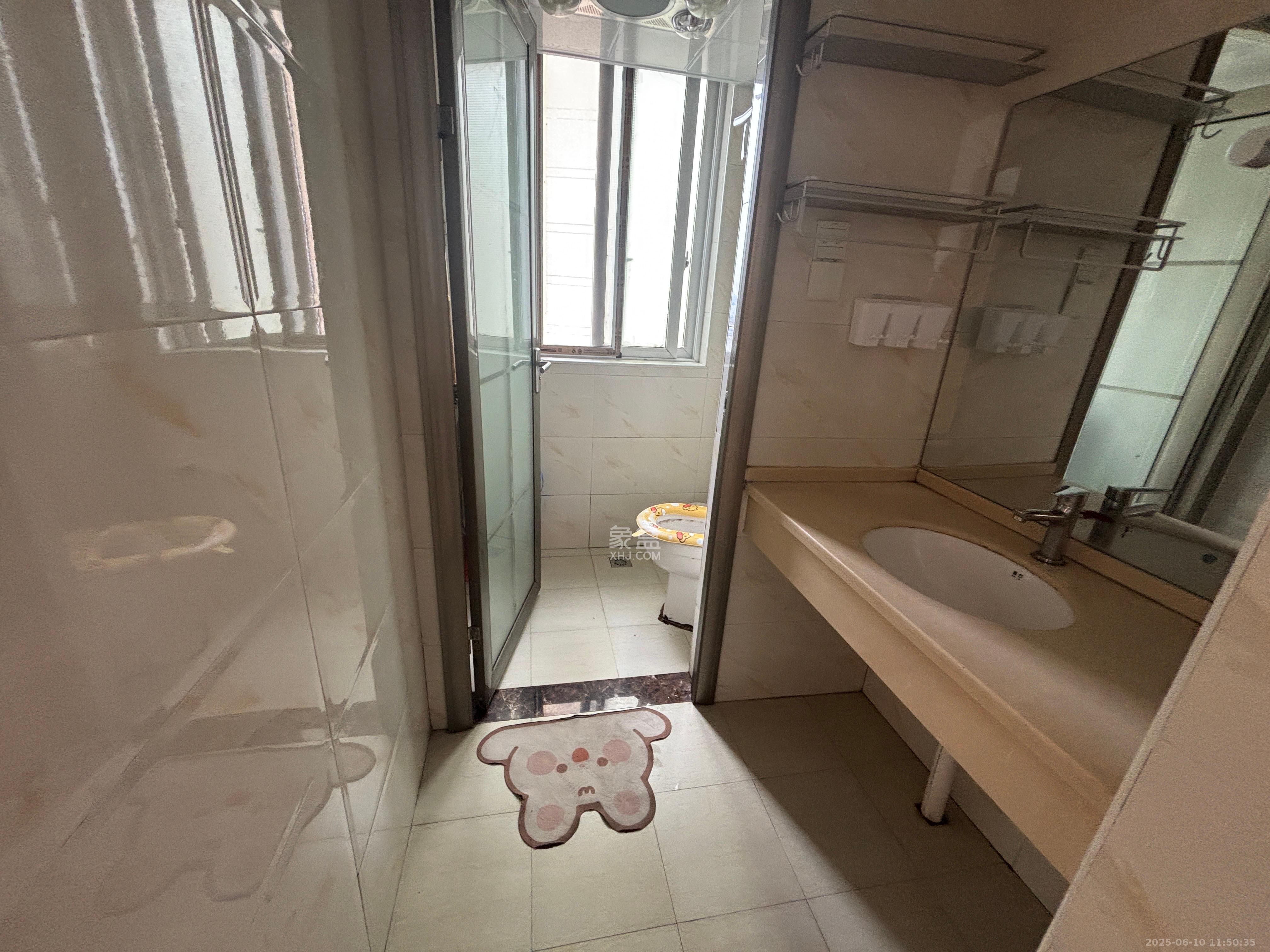 光明城市(星辰青年城) 3室2厅1卫 2300.0元/月 光明城市(星辰青年城) 3室2厅1卫 2300.0元/月室内图