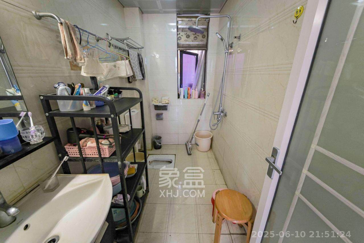 康斯丹郡(融程领秀佳园)  3室2厅1卫    2000.0元/月 康斯丹郡(融程领秀佳园)  3室2厅1卫    2000.0元/月室内图