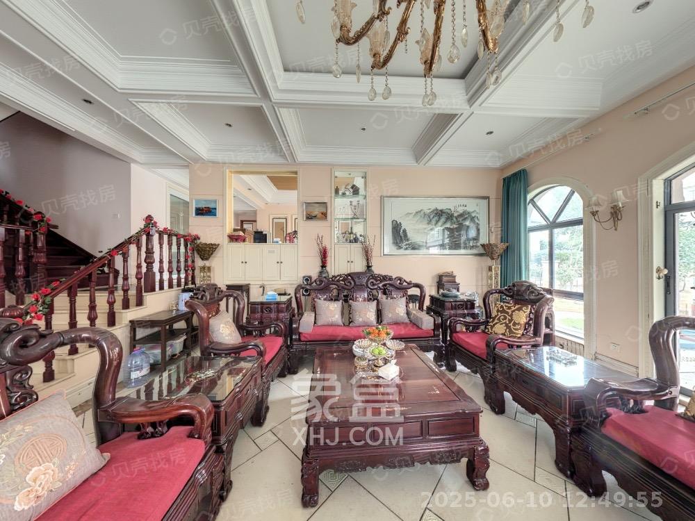 南山苏迪亚诺 8室2厅4卫 20000.0元/月 南山苏迪亚诺 8室2厅4卫 20000.0元/月室内图