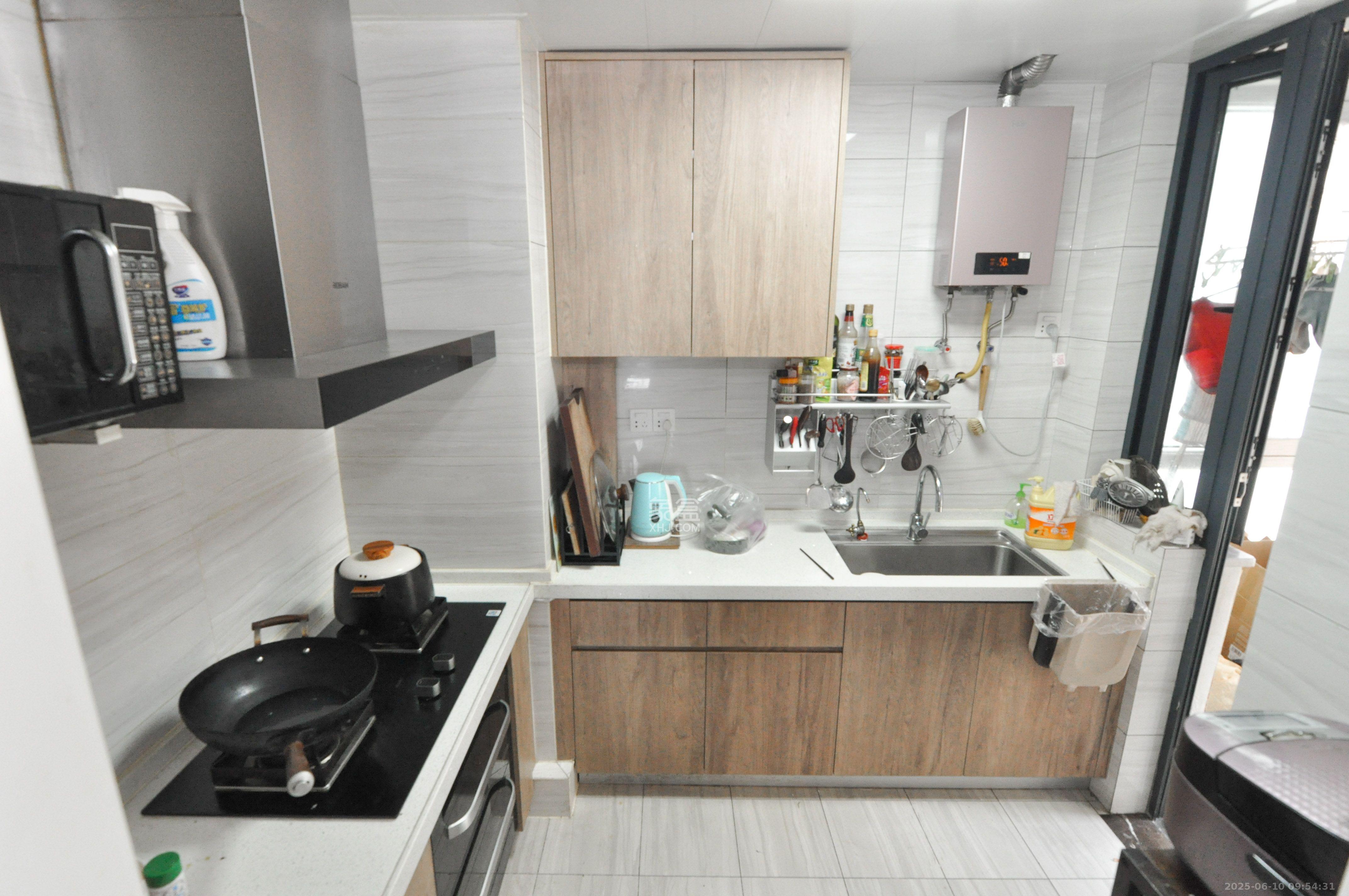 中建梅溪湖中心 3室2厅1卫 3500.0元/月 中建梅溪湖中心 3室2厅1卫 3500.0元/月室内图