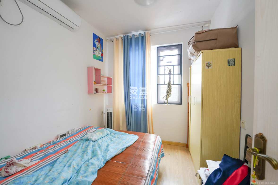 保利阆峰云墅 3室2厅2卫 52.8万 保利阆峰云墅 3室2厅2卫 52.8万卧室