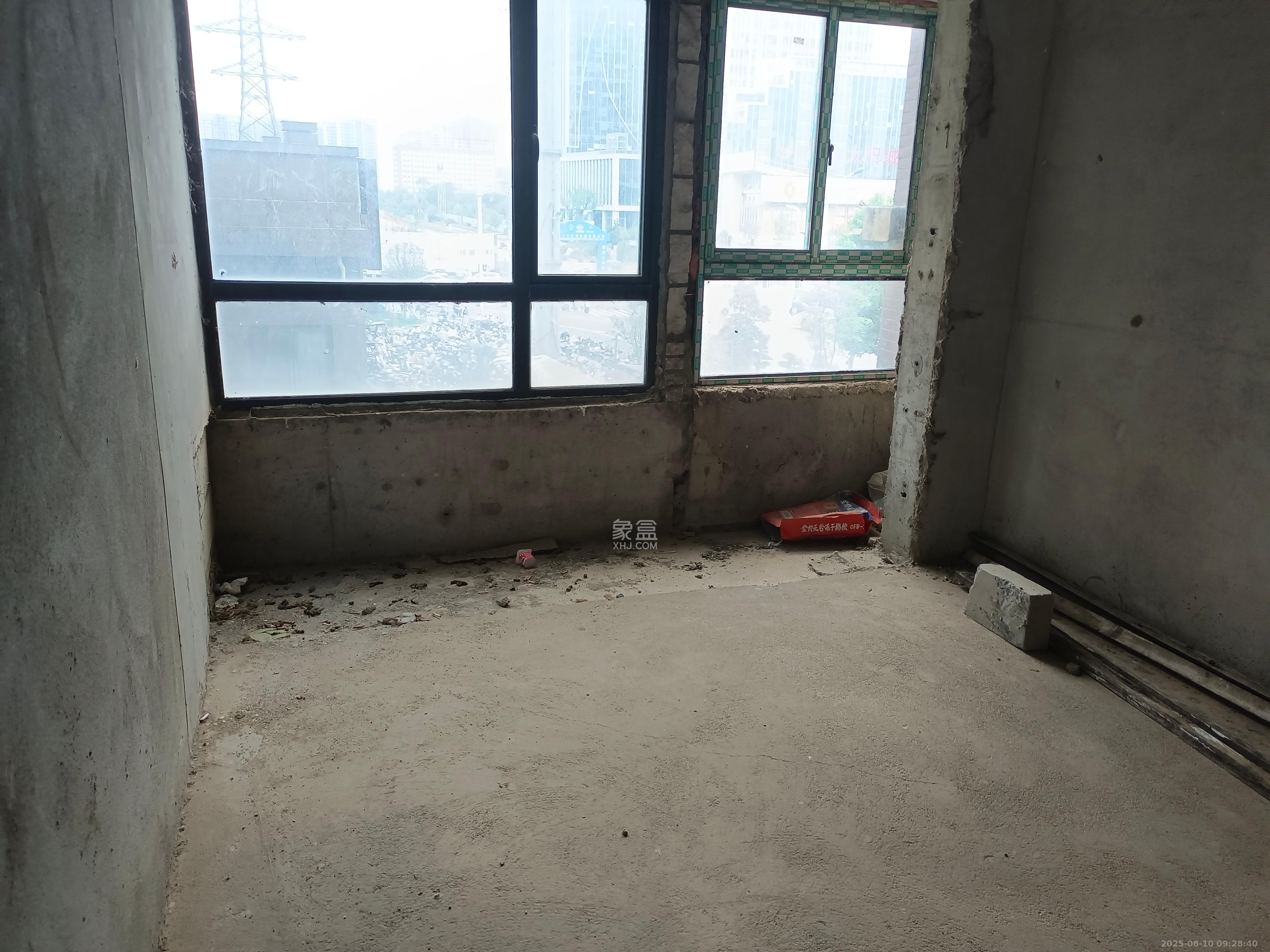 勤诚达新界 4室2厅2卫 1000.0元/月 勤诚达新界 4室2厅2卫 1000.0元/月室内图