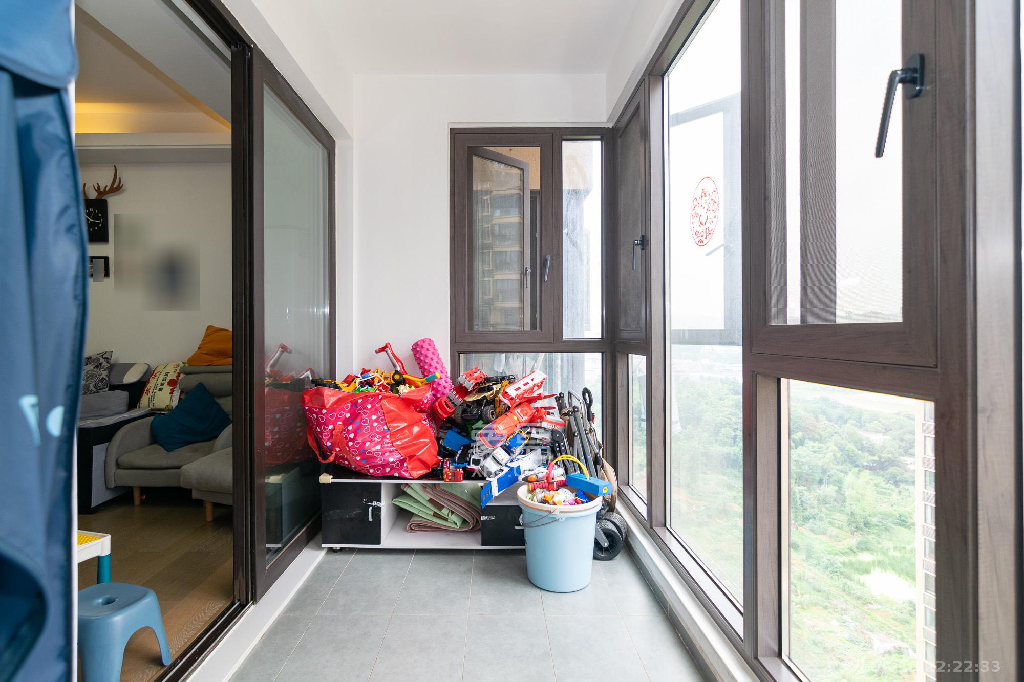 美的翰城  3室2厅1卫    66.0万 美的翰城  3室2厅1卫    66.0万阳台