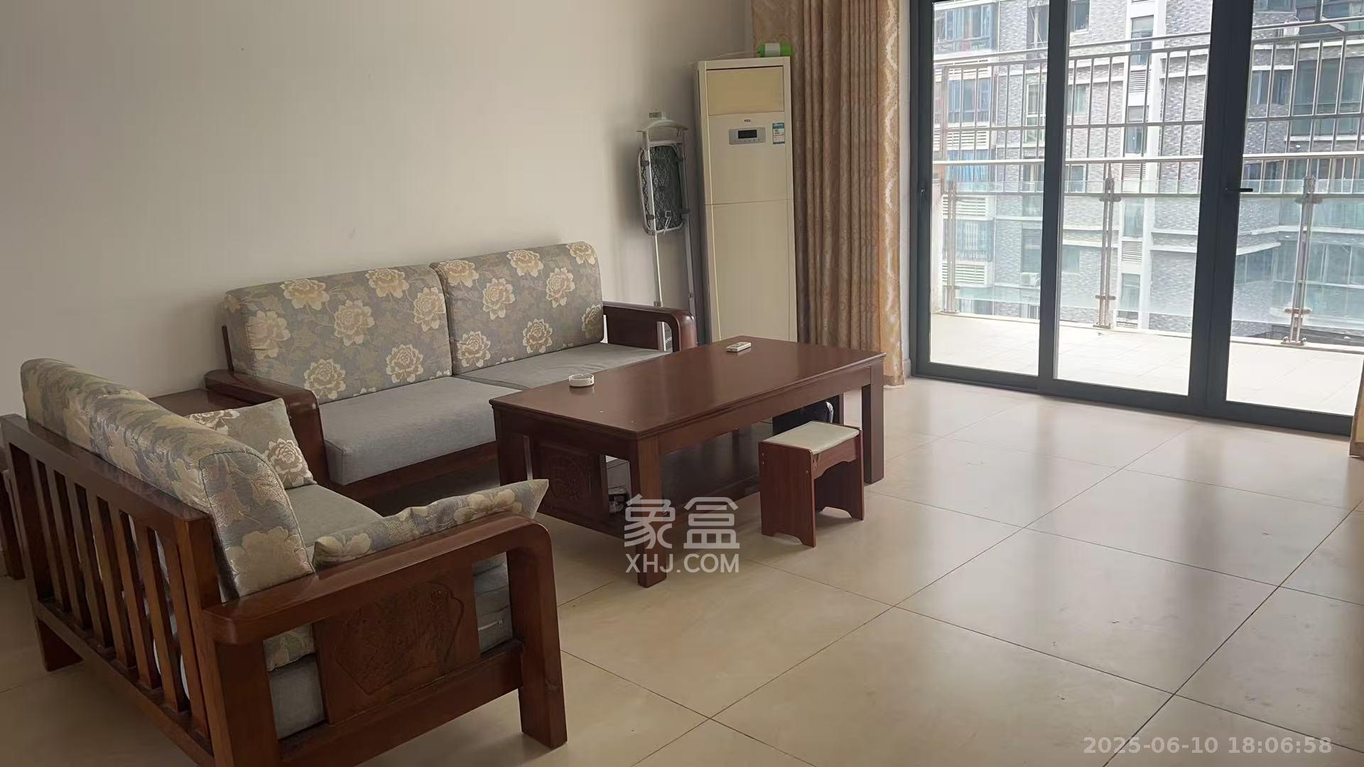 梦网景园  1室2厅1卫   4000.00元/月
