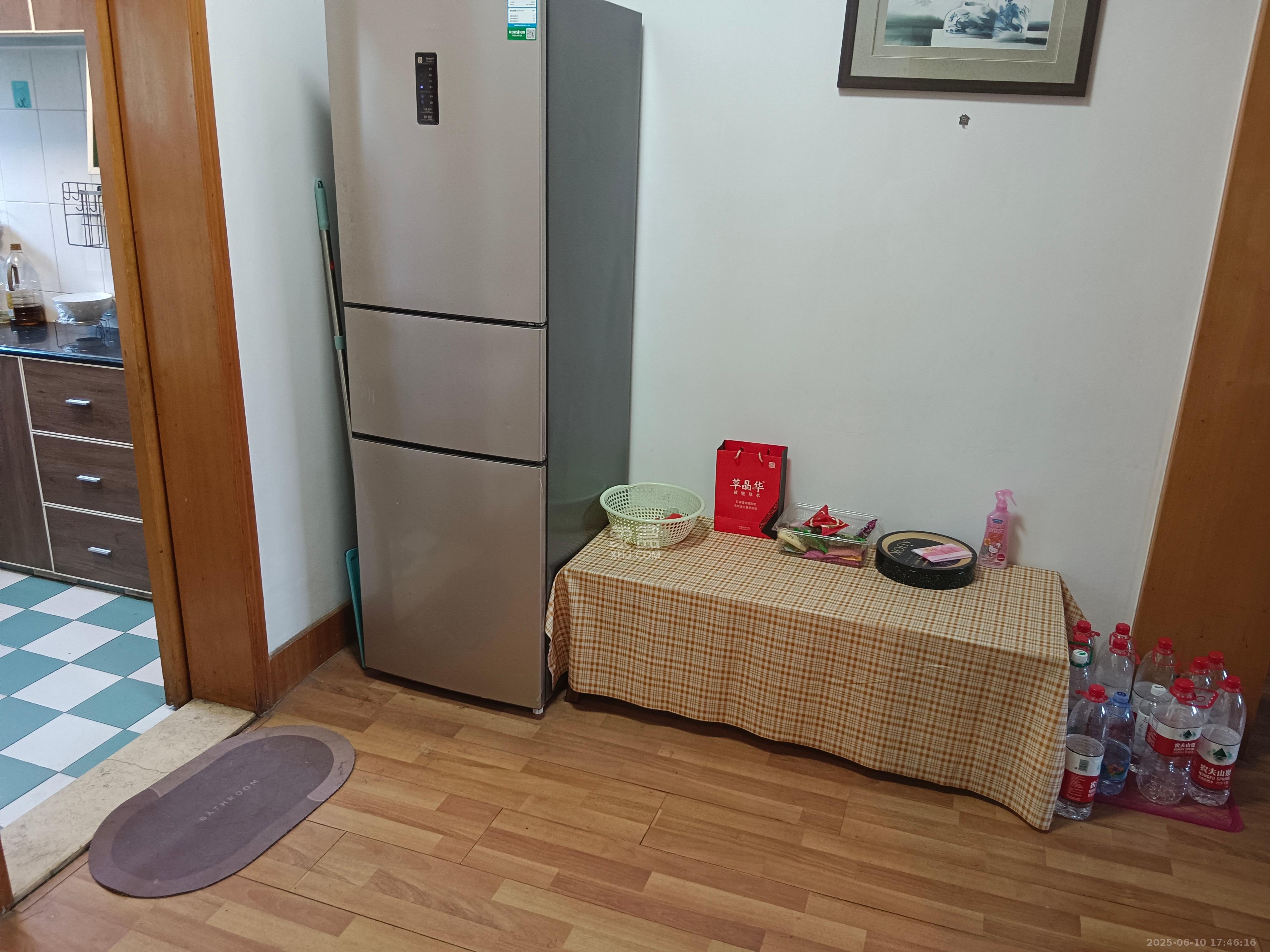 红旗社区  2室2厅1卫   1650.00元/月室内图