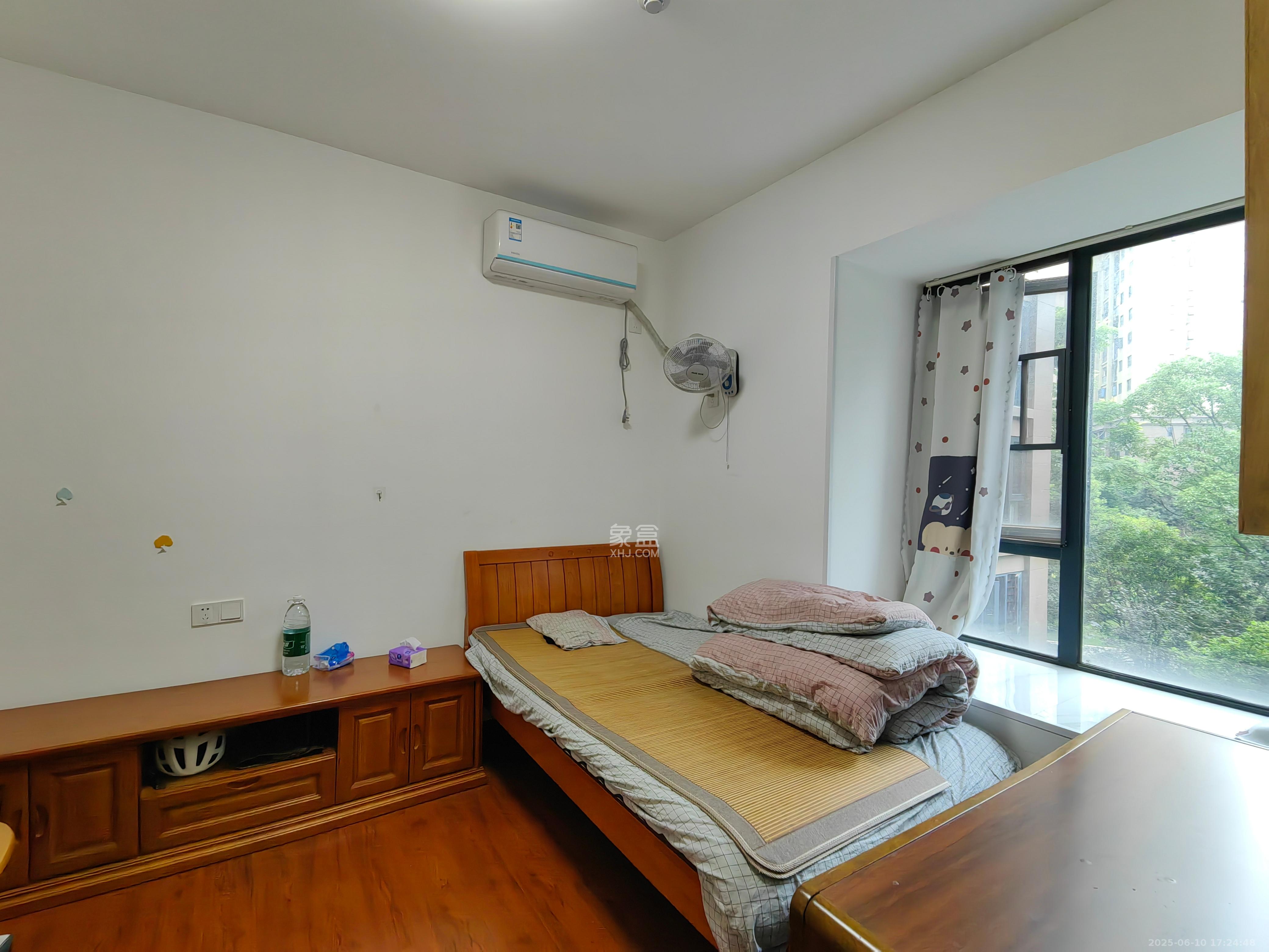 中建梅溪湖中心  4室2厅2卫   3800.00元/月室内图