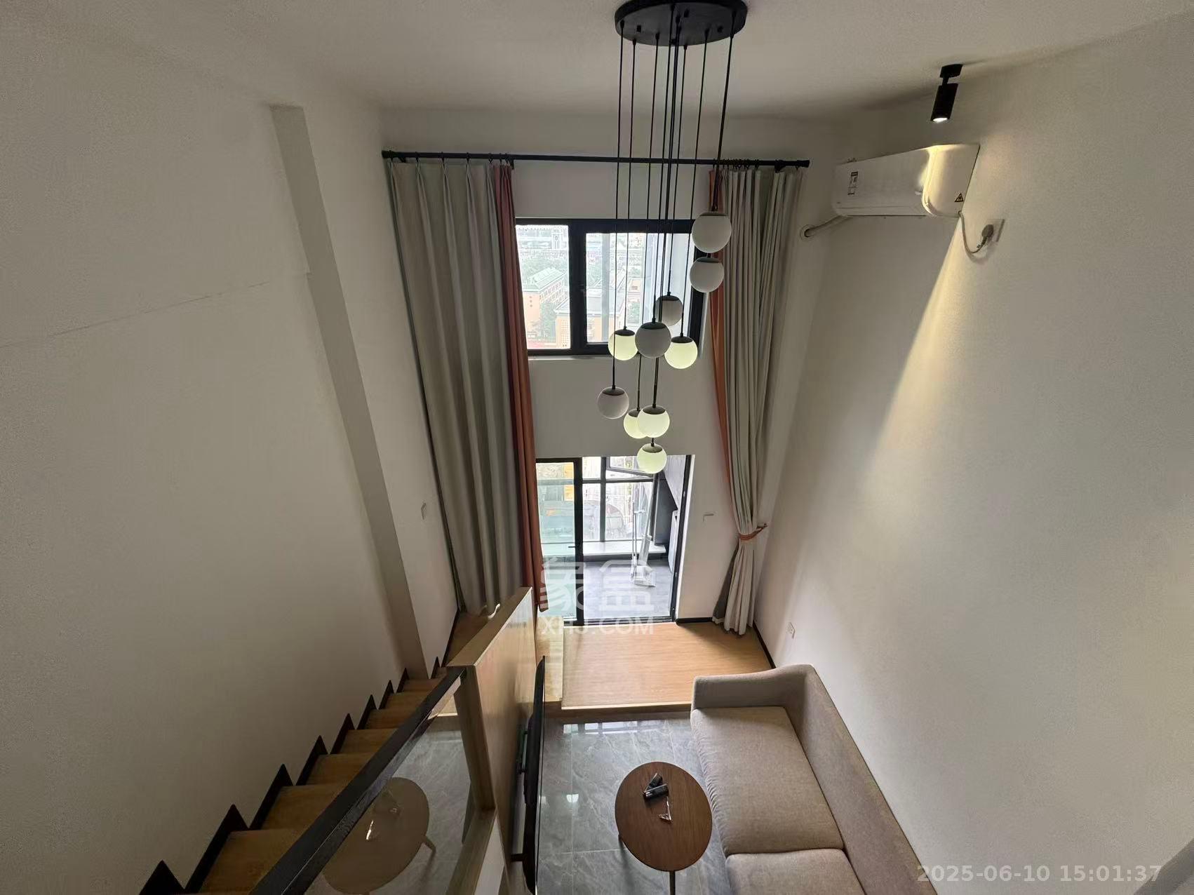 万科金色麦田 2室2厅1卫 1800.0元/月 万科金色麦田 2室2厅1卫 1800.0元/月室内图