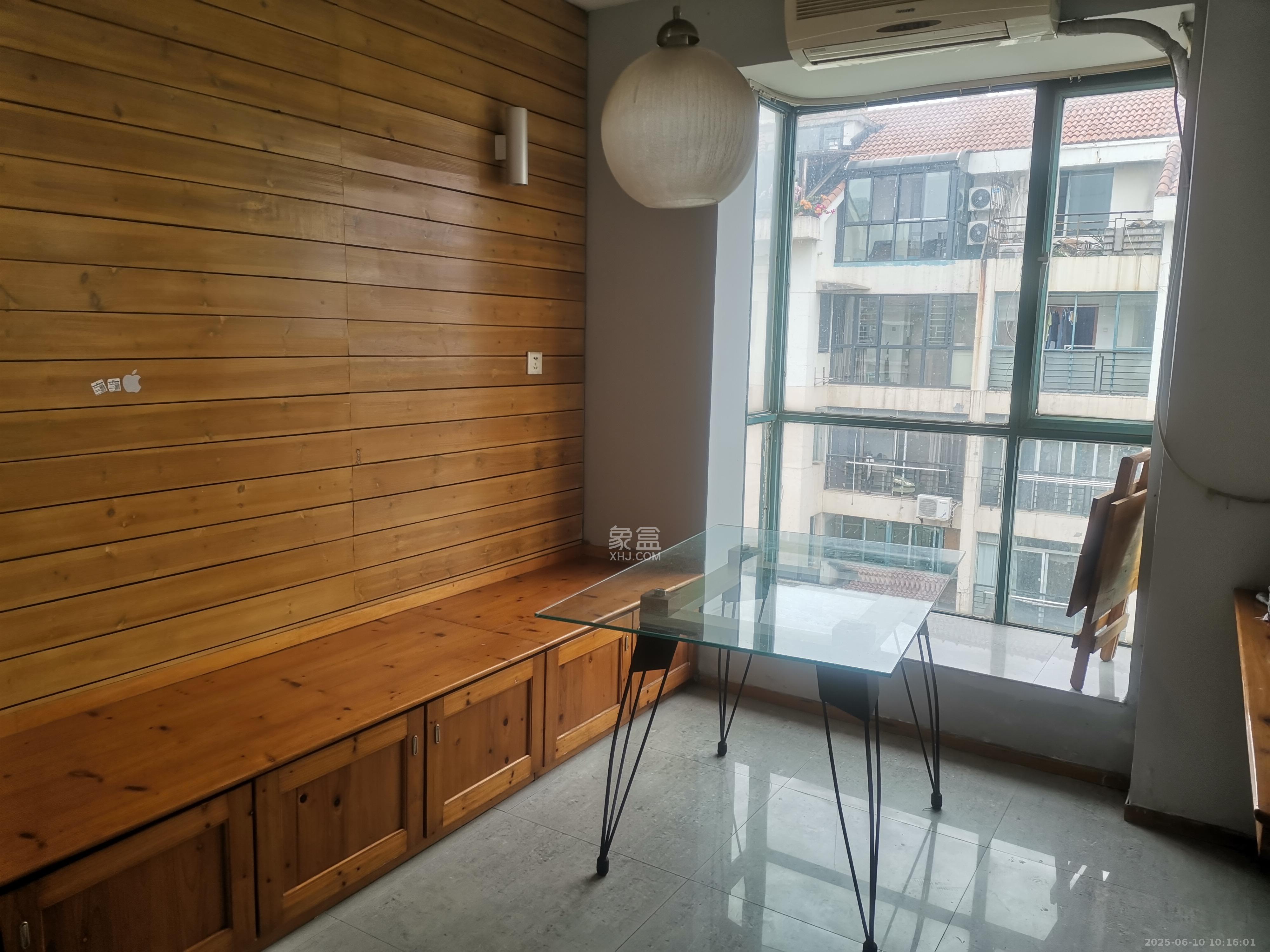 东方新城 5室2厅4卫 3200.0元/月 东方新城 5室2厅4卫 3200.0元/月室内图