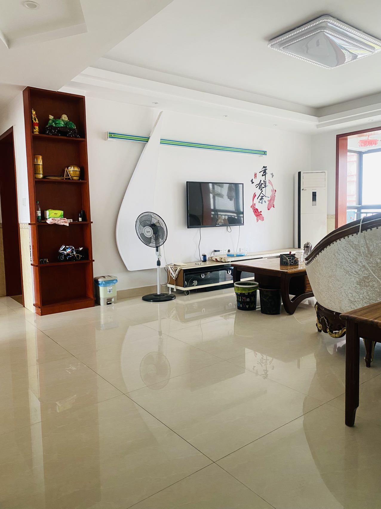 古城春天 3室2厅2卫 1600.0元/月 古城春天 3室2厅2卫 1600.0元/月室内图