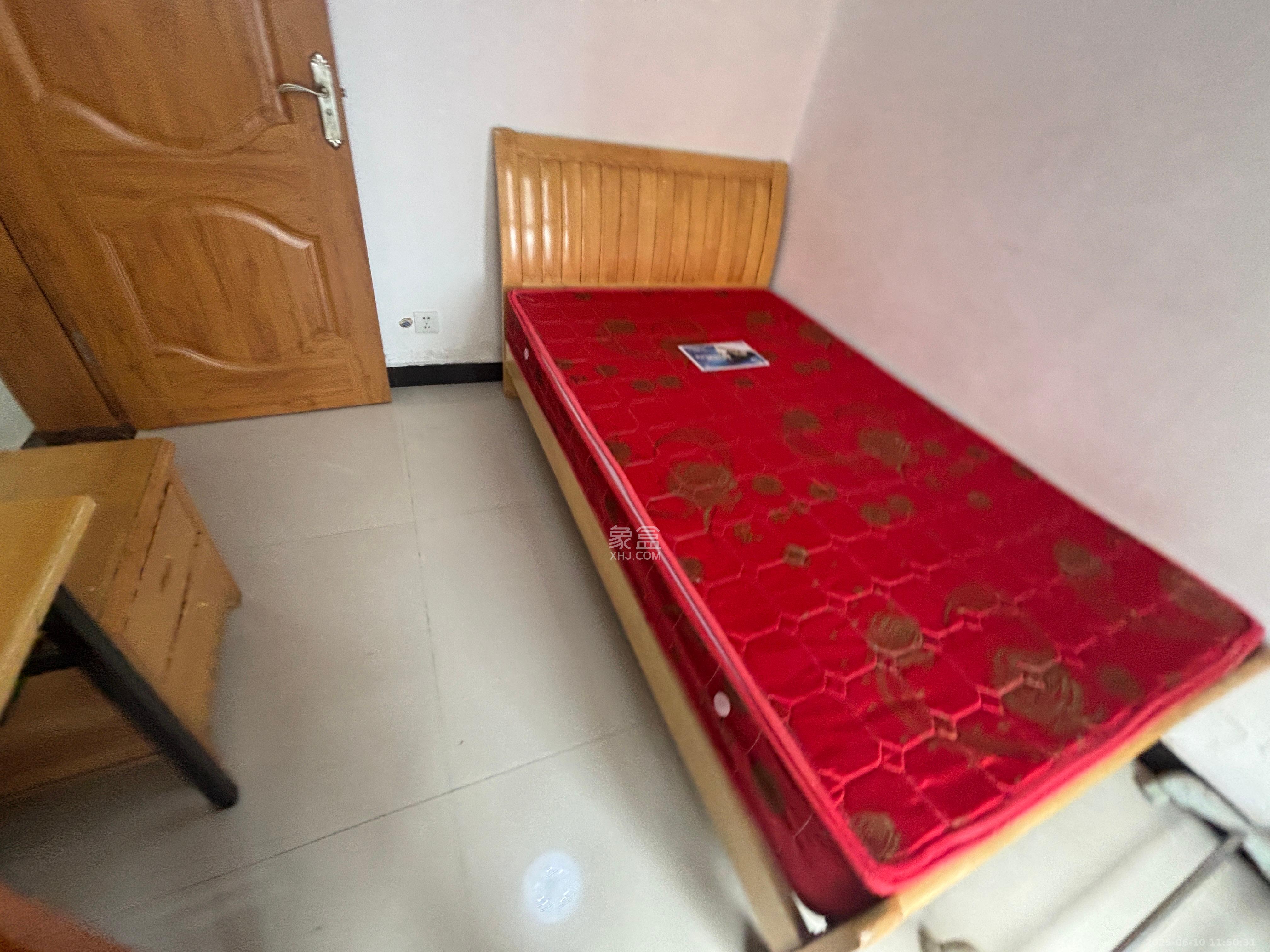 光明城市(星辰青年城) 3室2厅1卫 2300.0元/月 光明城市(星辰青年城) 3室2厅1卫 2300.0元/月室内图