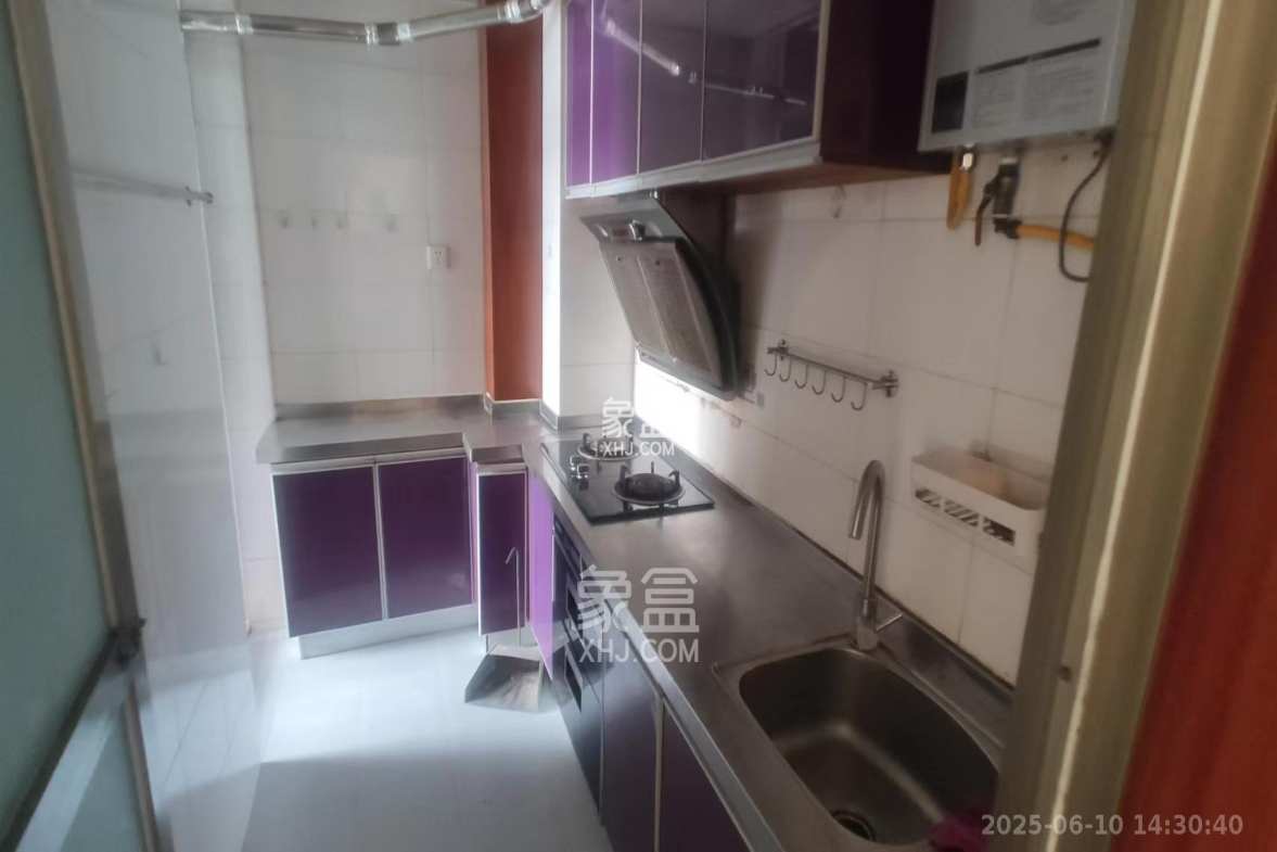 芙蓉公馆 2室2厅1卫 2700.0元/月 芙蓉公馆 2室2厅1卫 2700.0元/月室内图