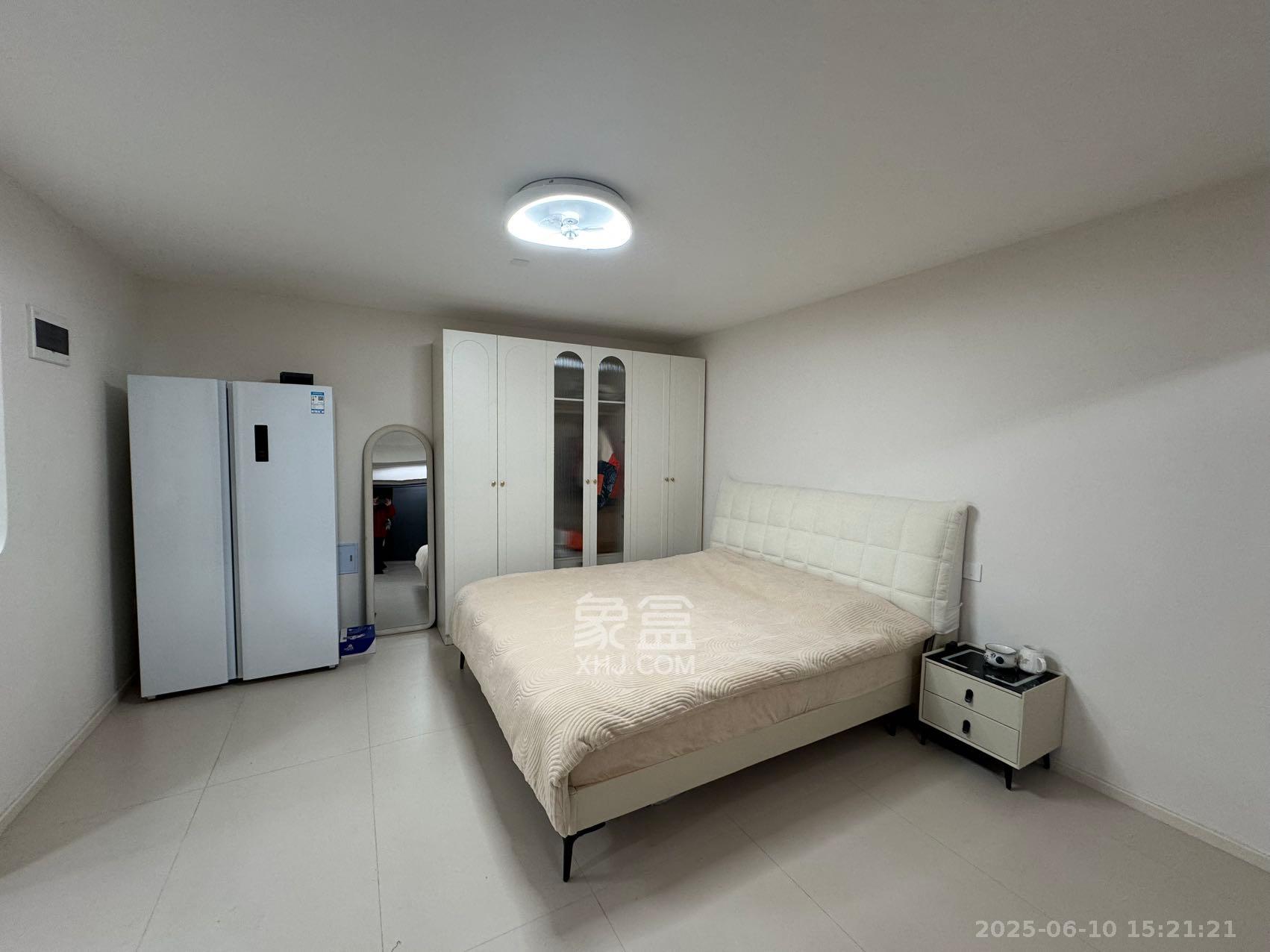 五矿尊城 1室1厅1卫 1100.0元/月 五矿尊城 1室1厅1卫 1100.0元/月室内图