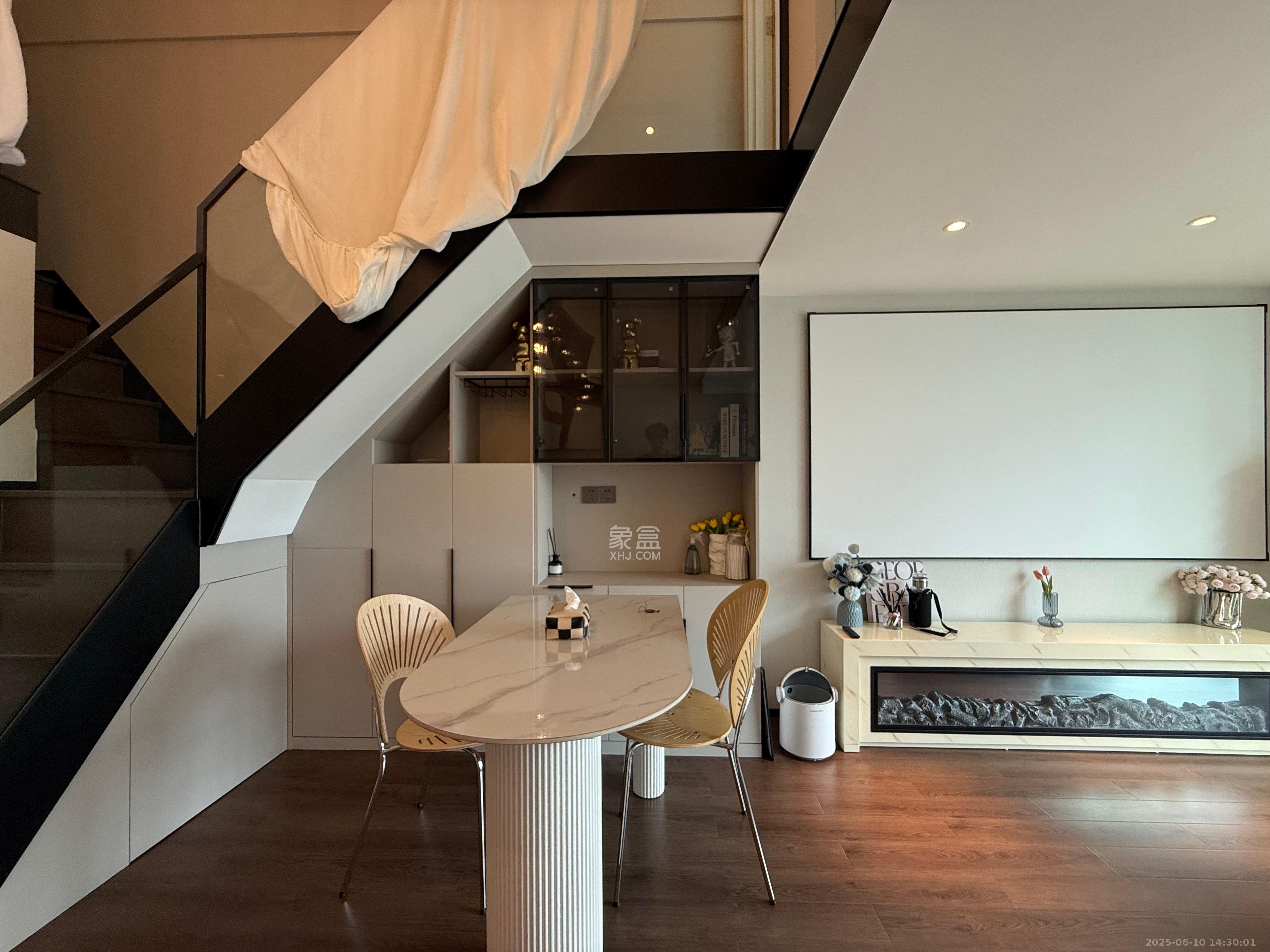 达美寰宇中心 2室1厅1卫 3400.0元/月 达美寰宇中心 2室1厅1卫 3400.0元/月室内图