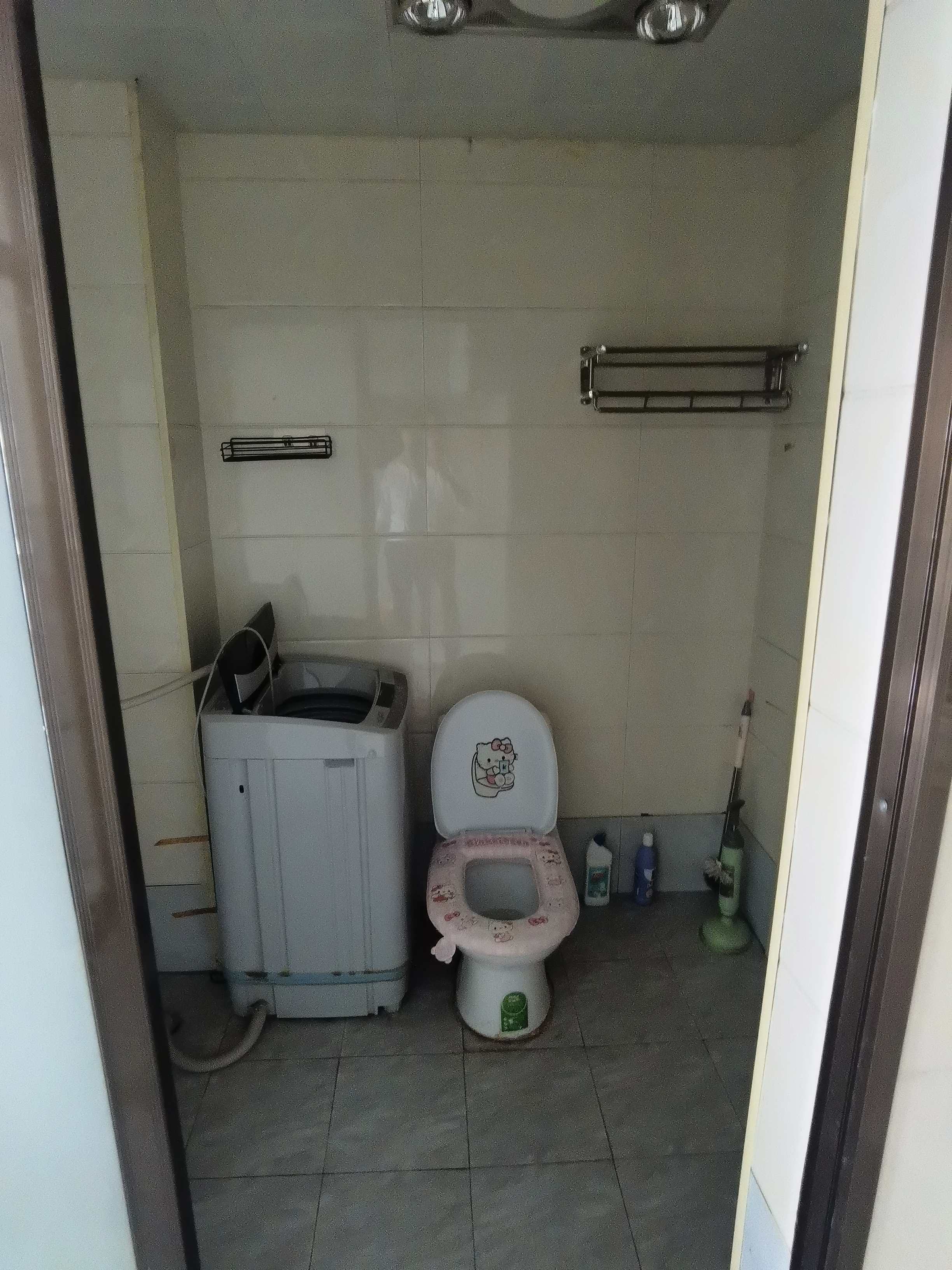 桃花缘 1室1厅1卫 1200.0元/月 桃花缘 1室1厅1卫 1200.0元/月室内图