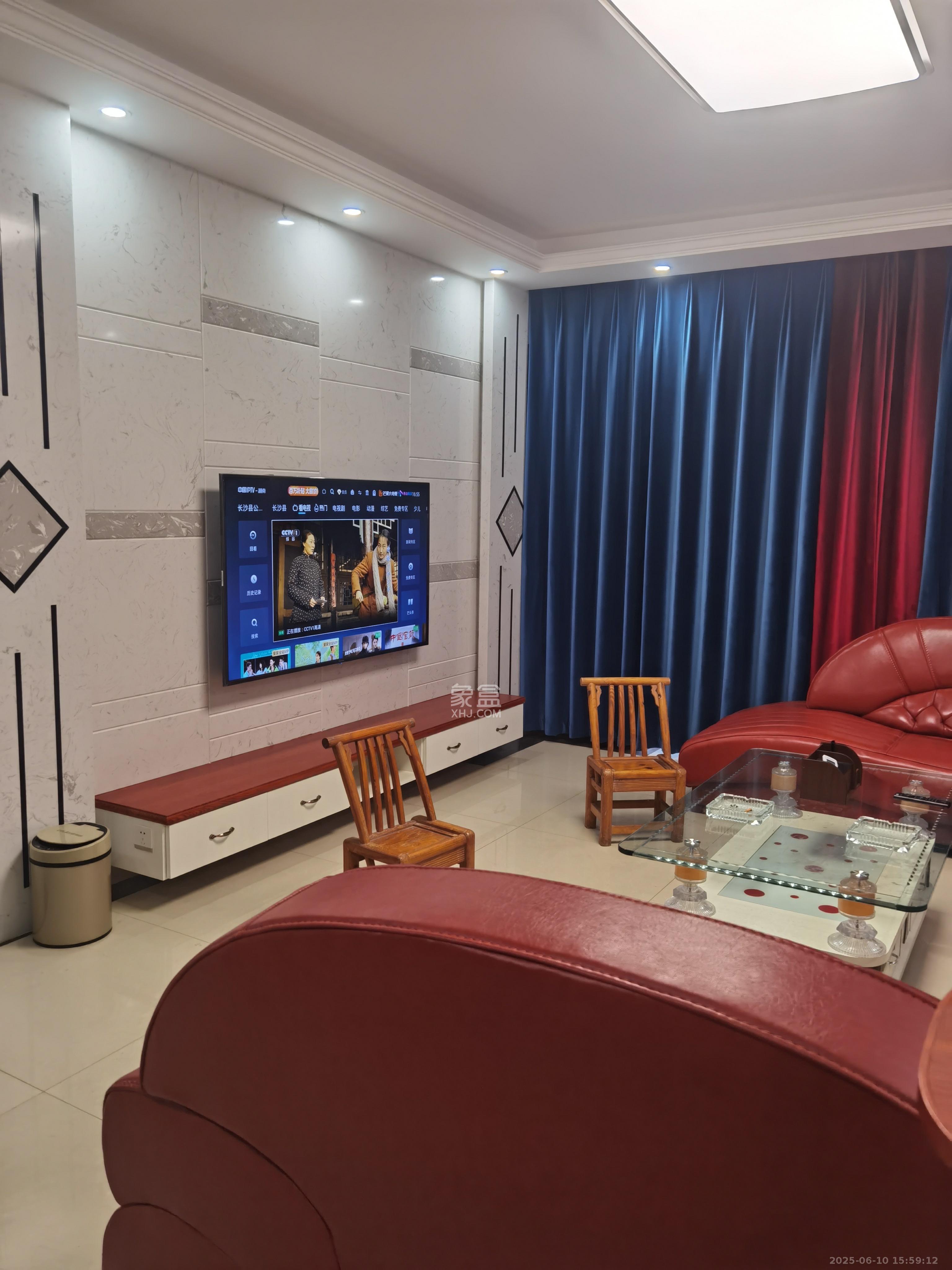 金鹰机电大市场 2室2厅1卫 1600.0元/月 金鹰机电大市场 2室2厅1卫 1600.0元/月室内图