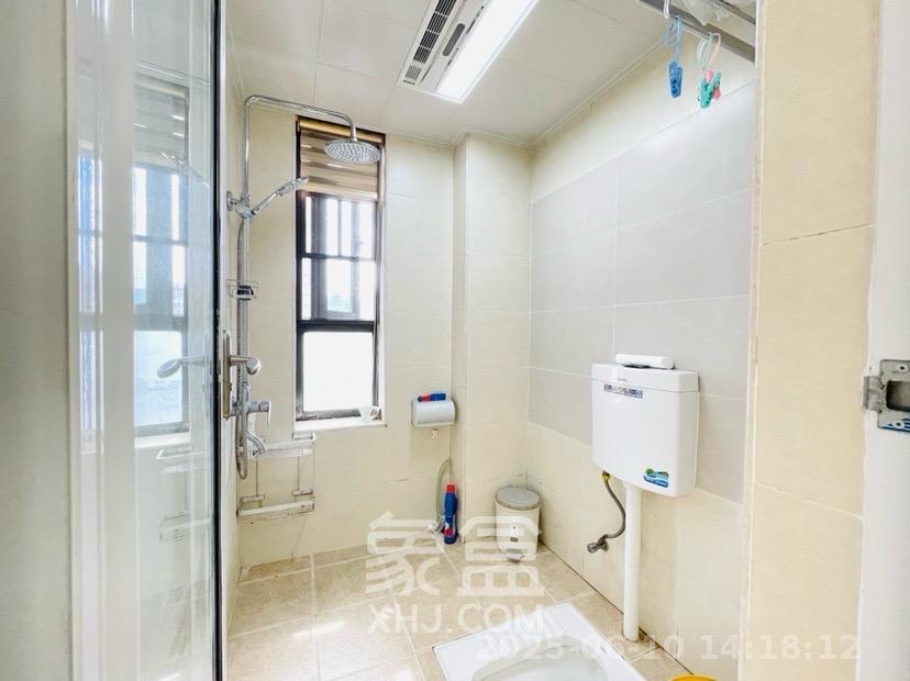 地质家园一、二期(地泰人民公馆) 2室2厅1卫 3000.0元/月 地质家园一、二期(地泰人民公馆) 2室2厅1卫 3000.0元/月室内图